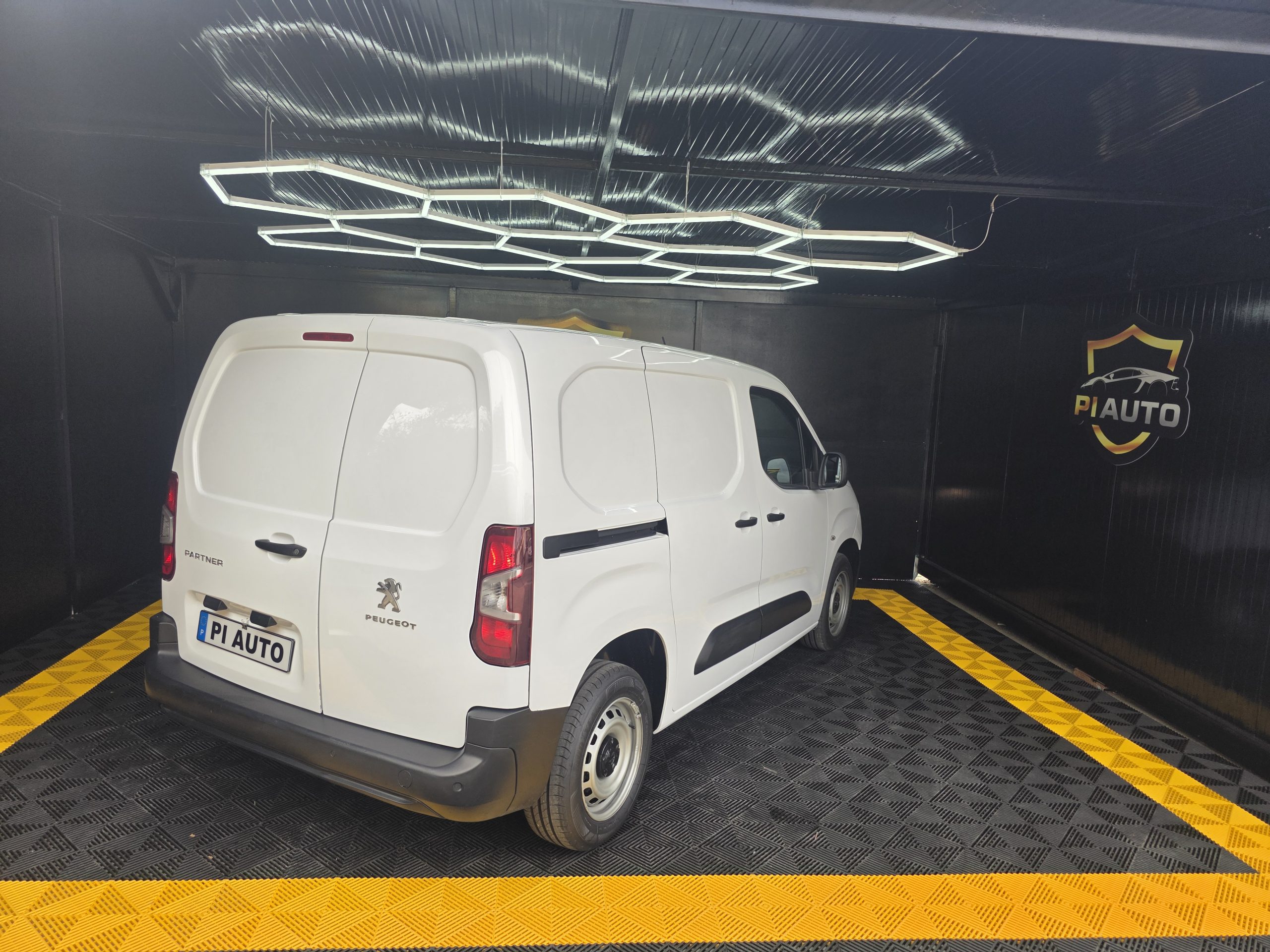 Peugeot Partner 1.6Hdi 3L