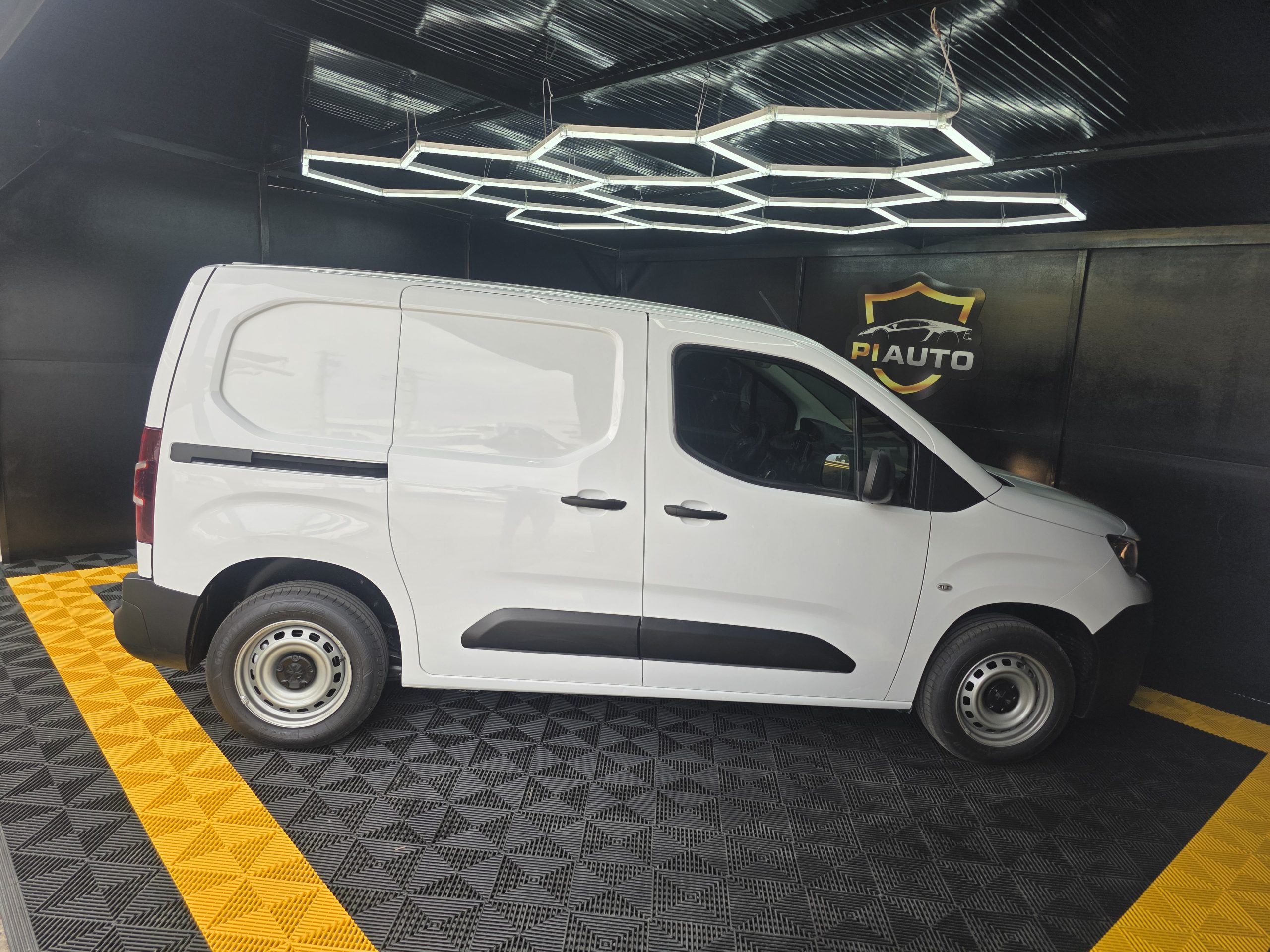 Peugeot Partner 1.6Hdi 3L