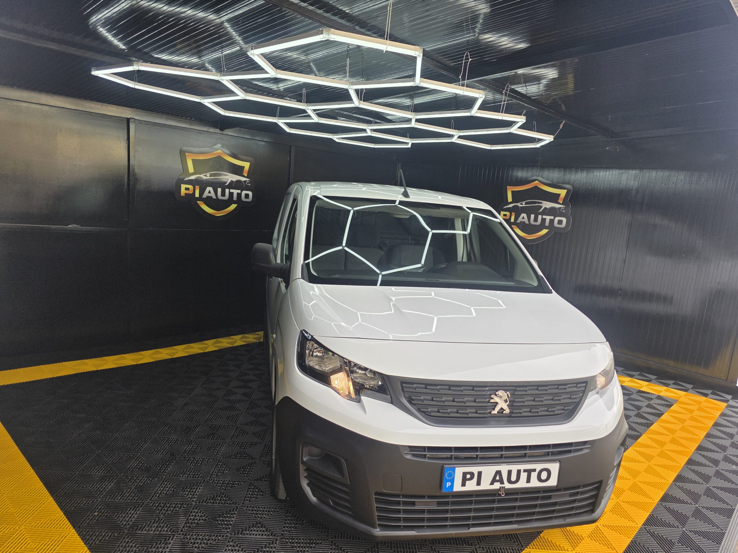 Peugeot Partner 1.6Hdi 3L