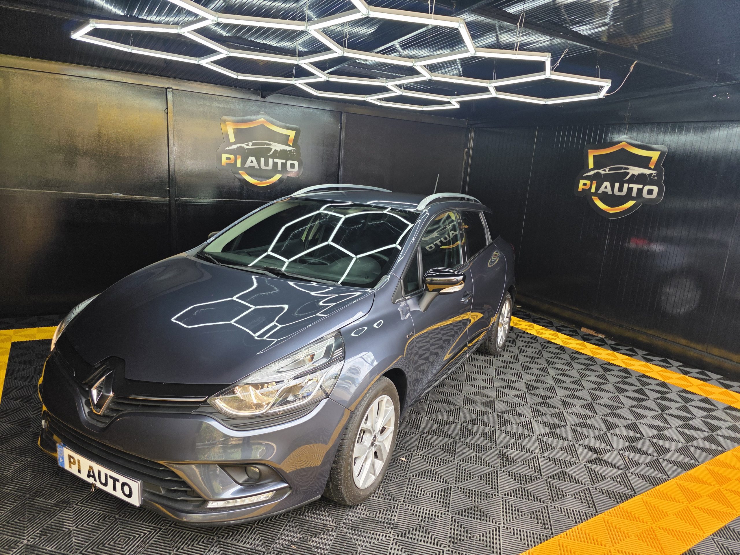 Renault Clio Sport Tourer 0.9 TCe Limited