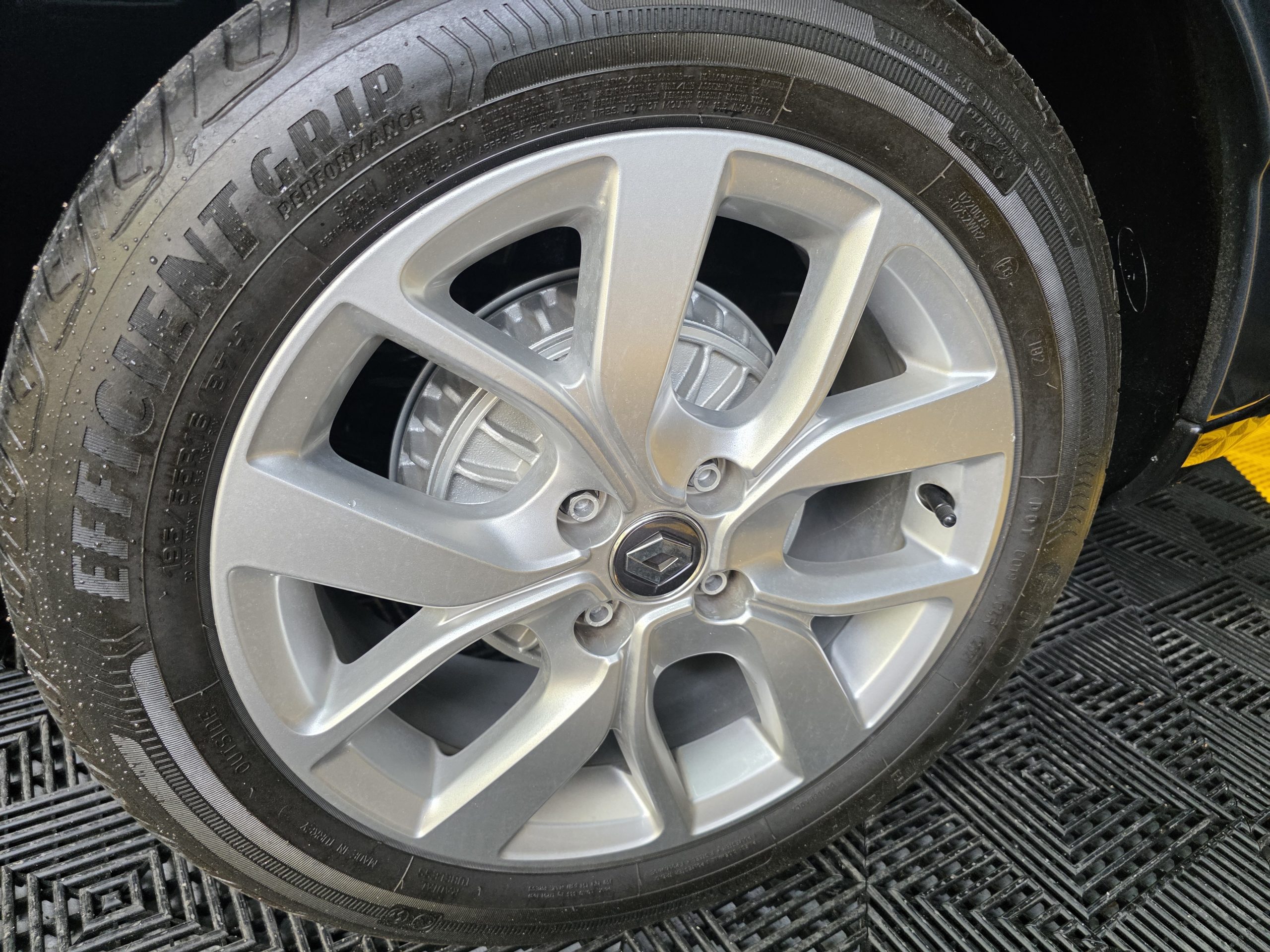 Renault Clio Sport Tourer 0.9 TCe Limited