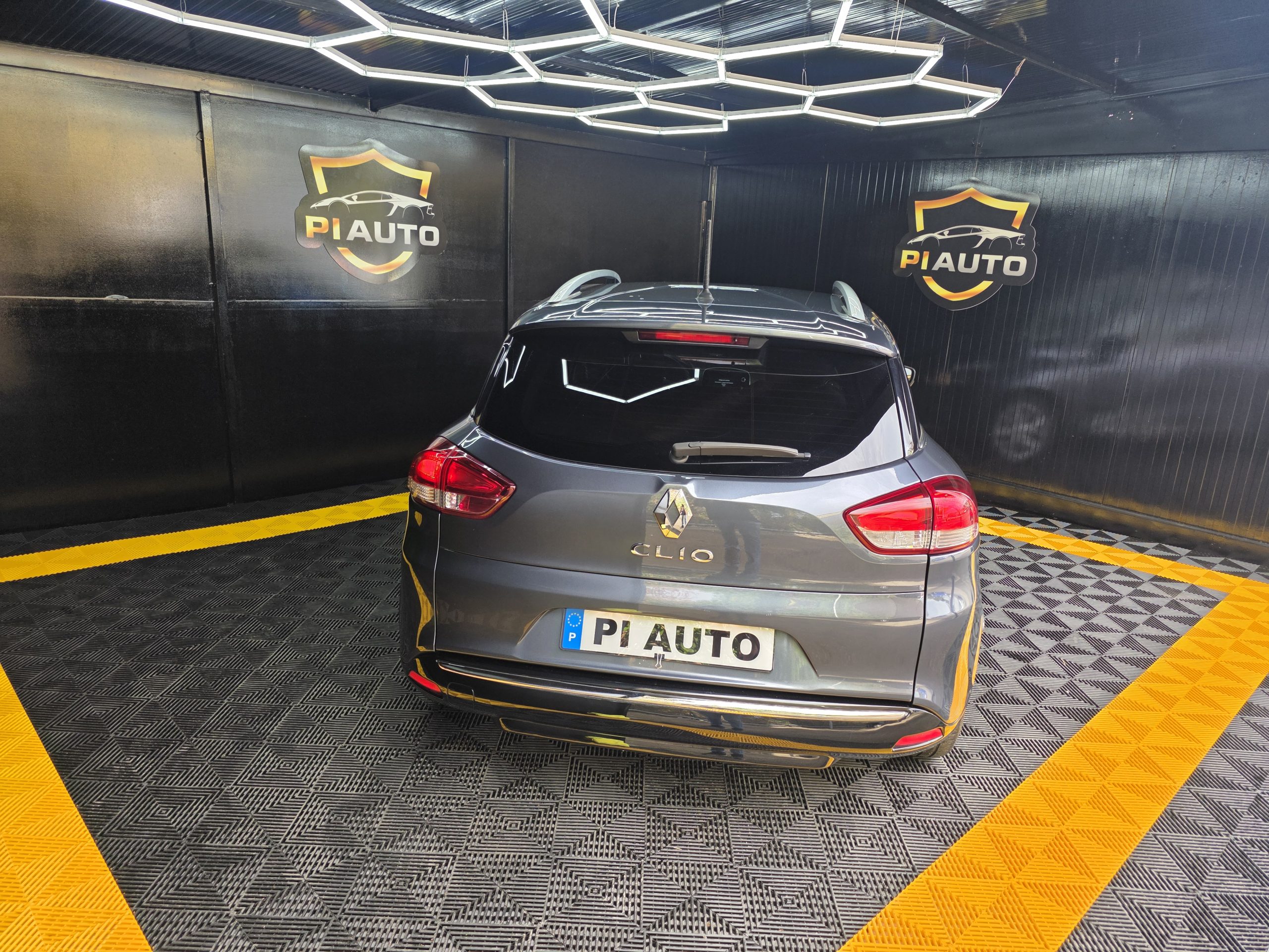 Renault Clio Sport Tourer 0.9 TCe Limited