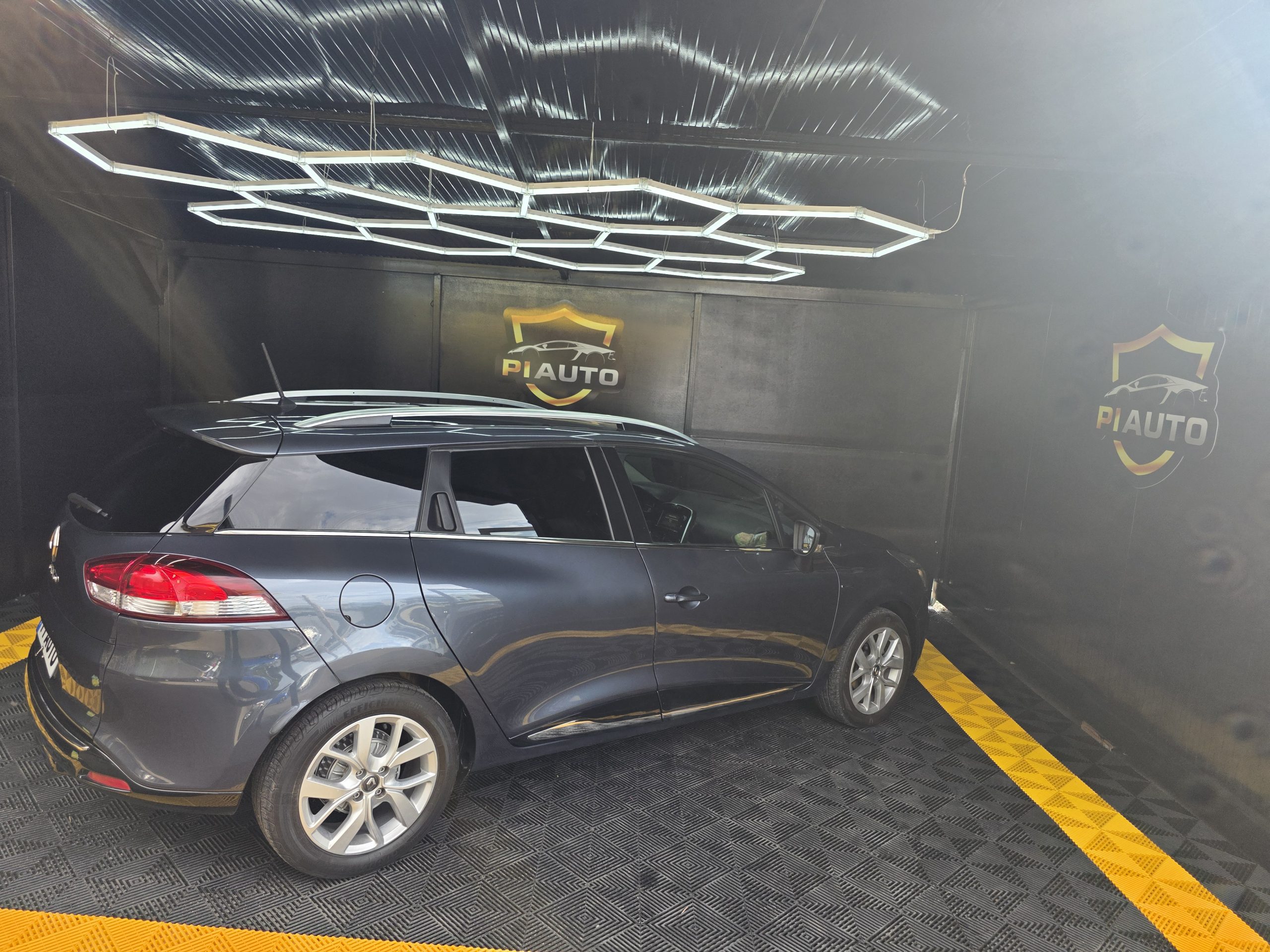 Renault Clio Sport Tourer 0.9 TCe Limited