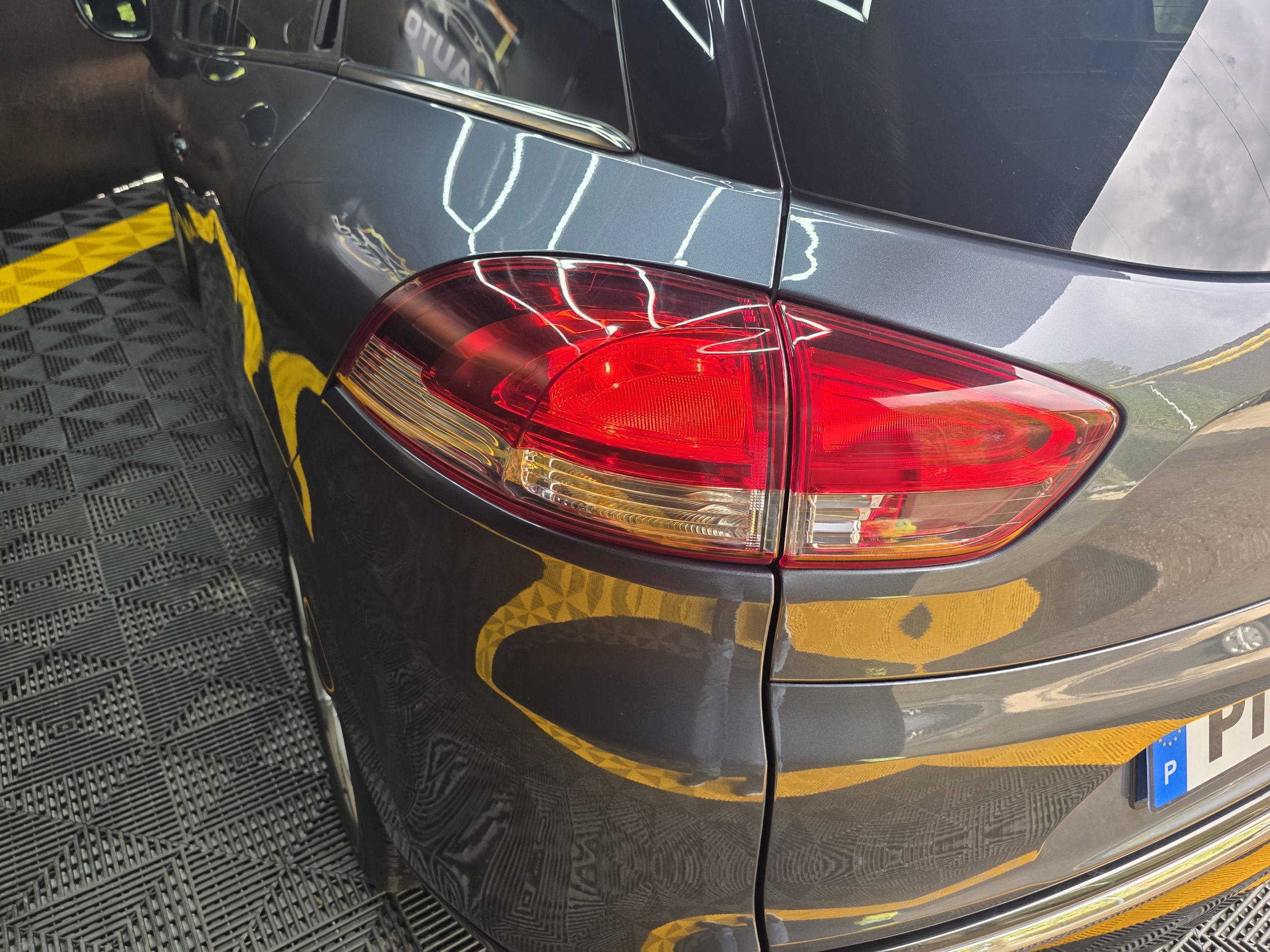 Renault Clio Sport Tourer 0.9 TCe Limited