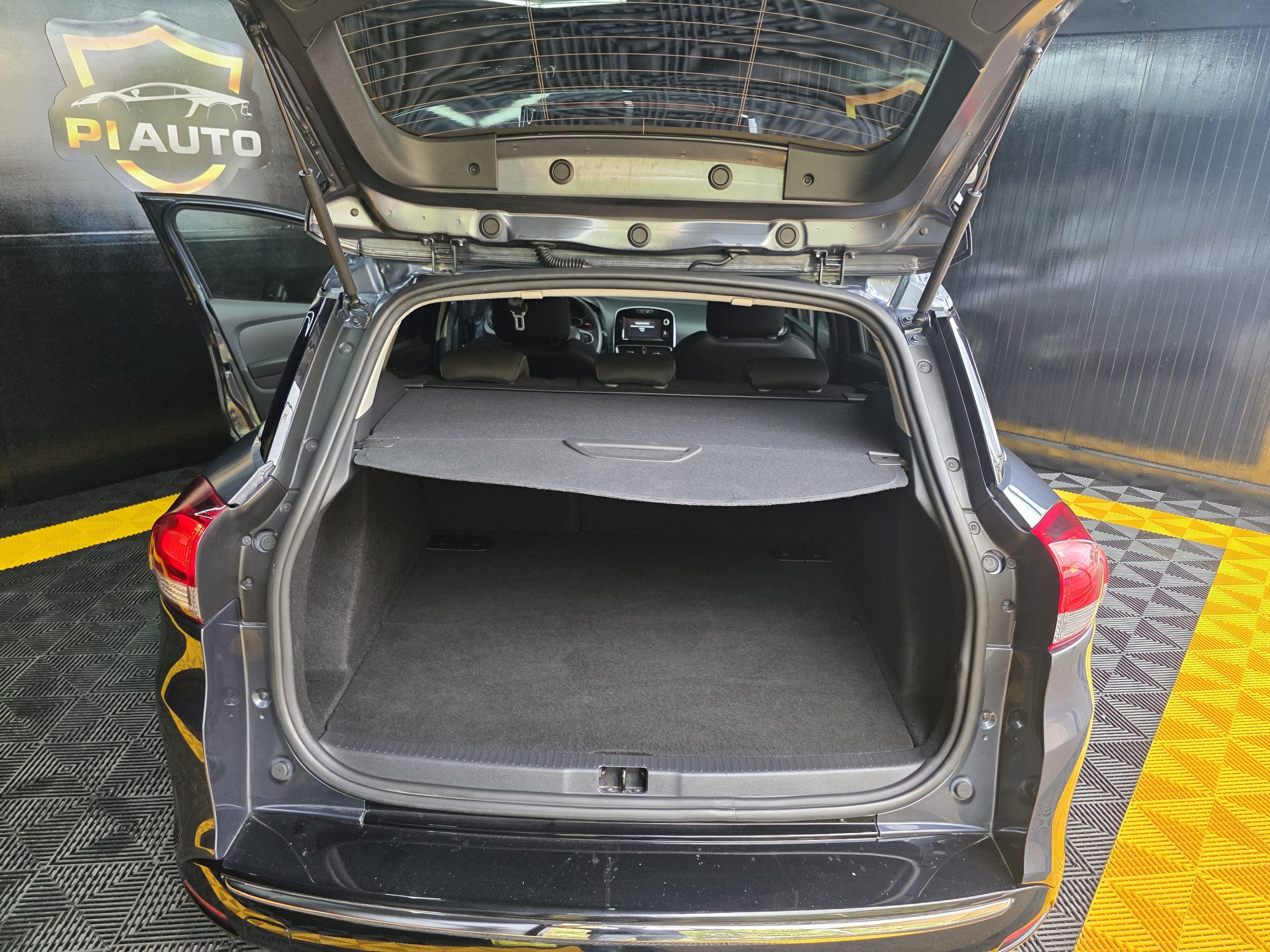 Renault Clio Sport Tourer 0.9 TCe Limited