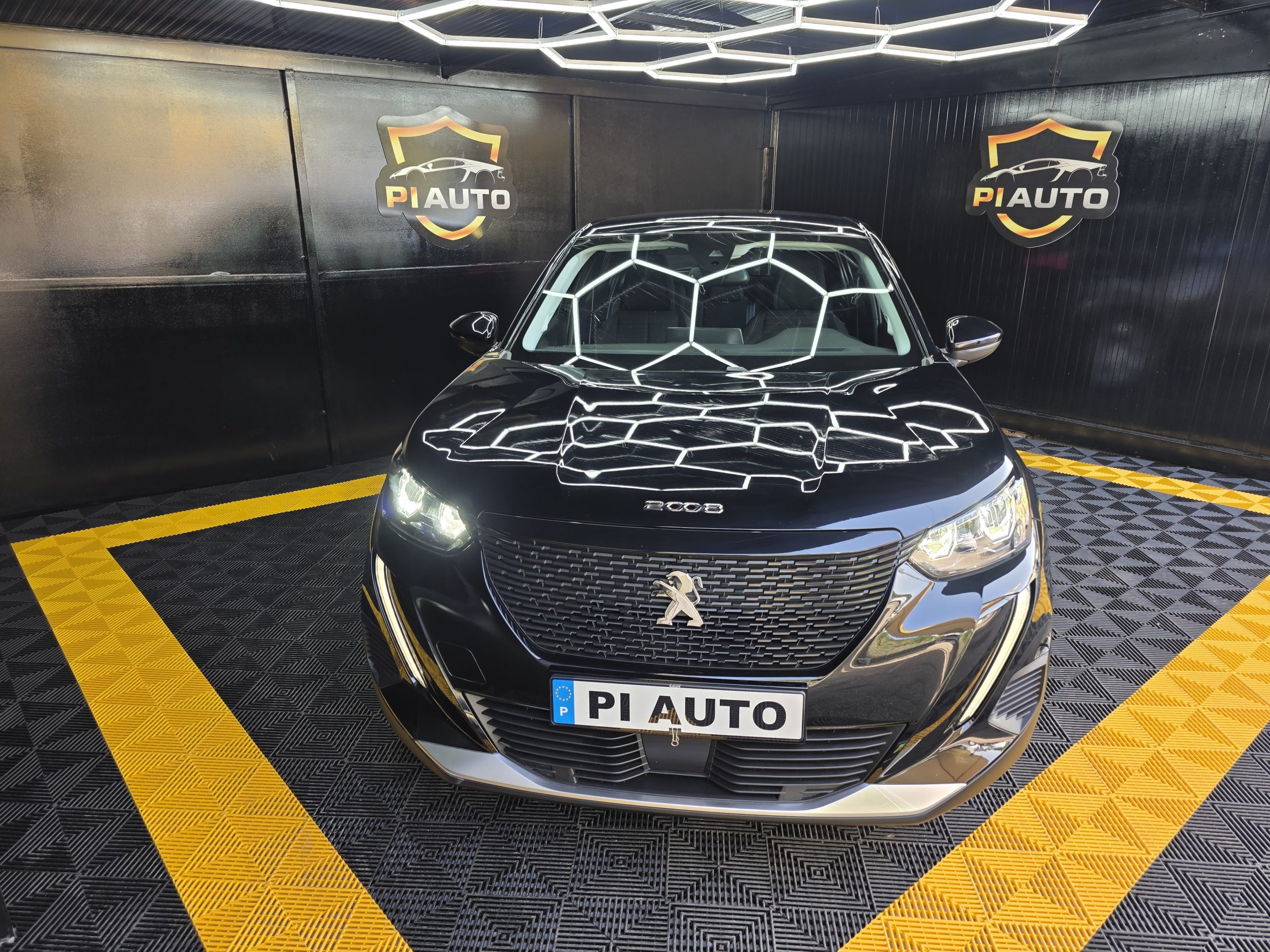 Peugeot e-2008 50 kWh Active Pack