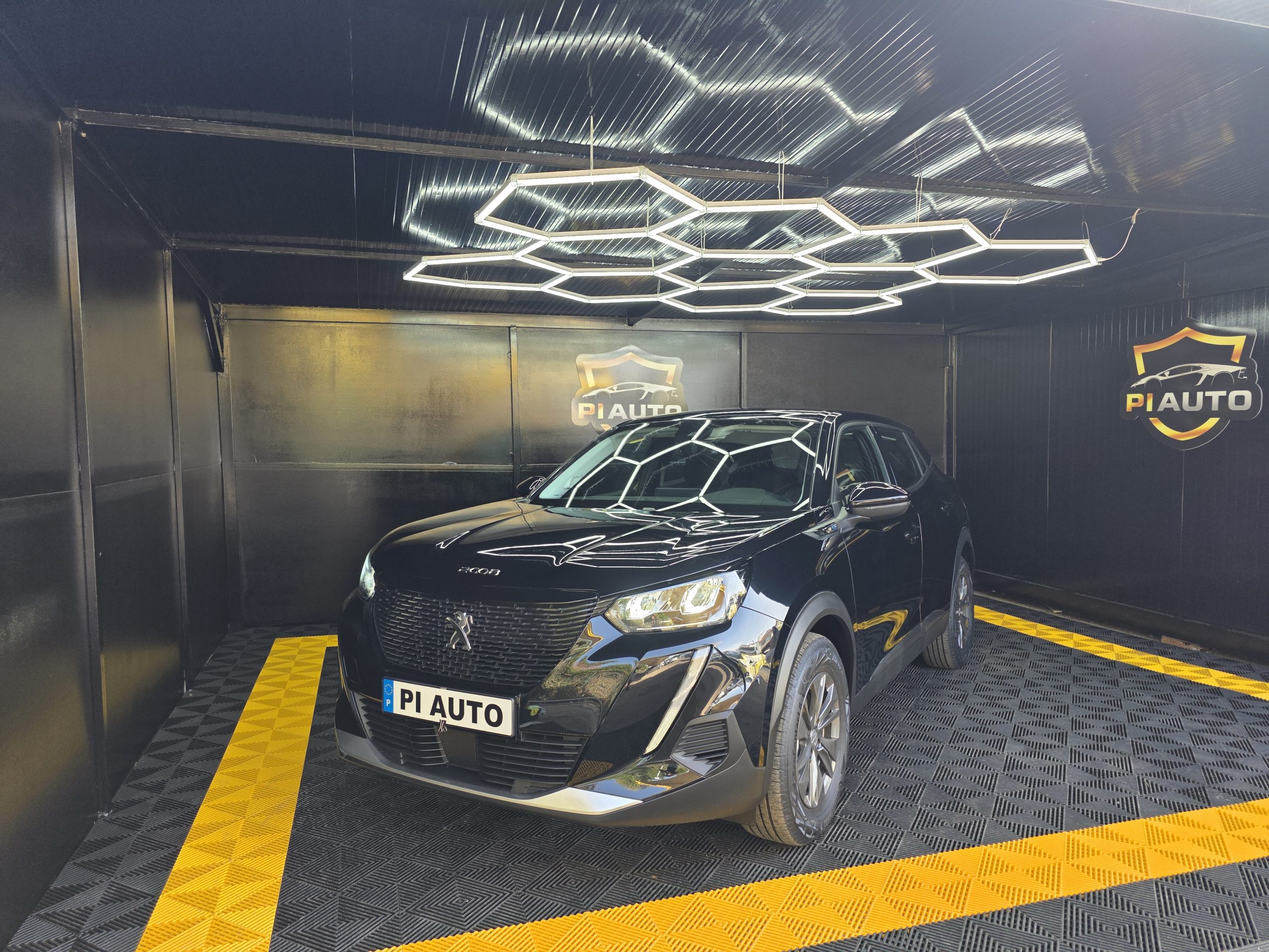 Peugeot e-2008 50 kWh Active Pack