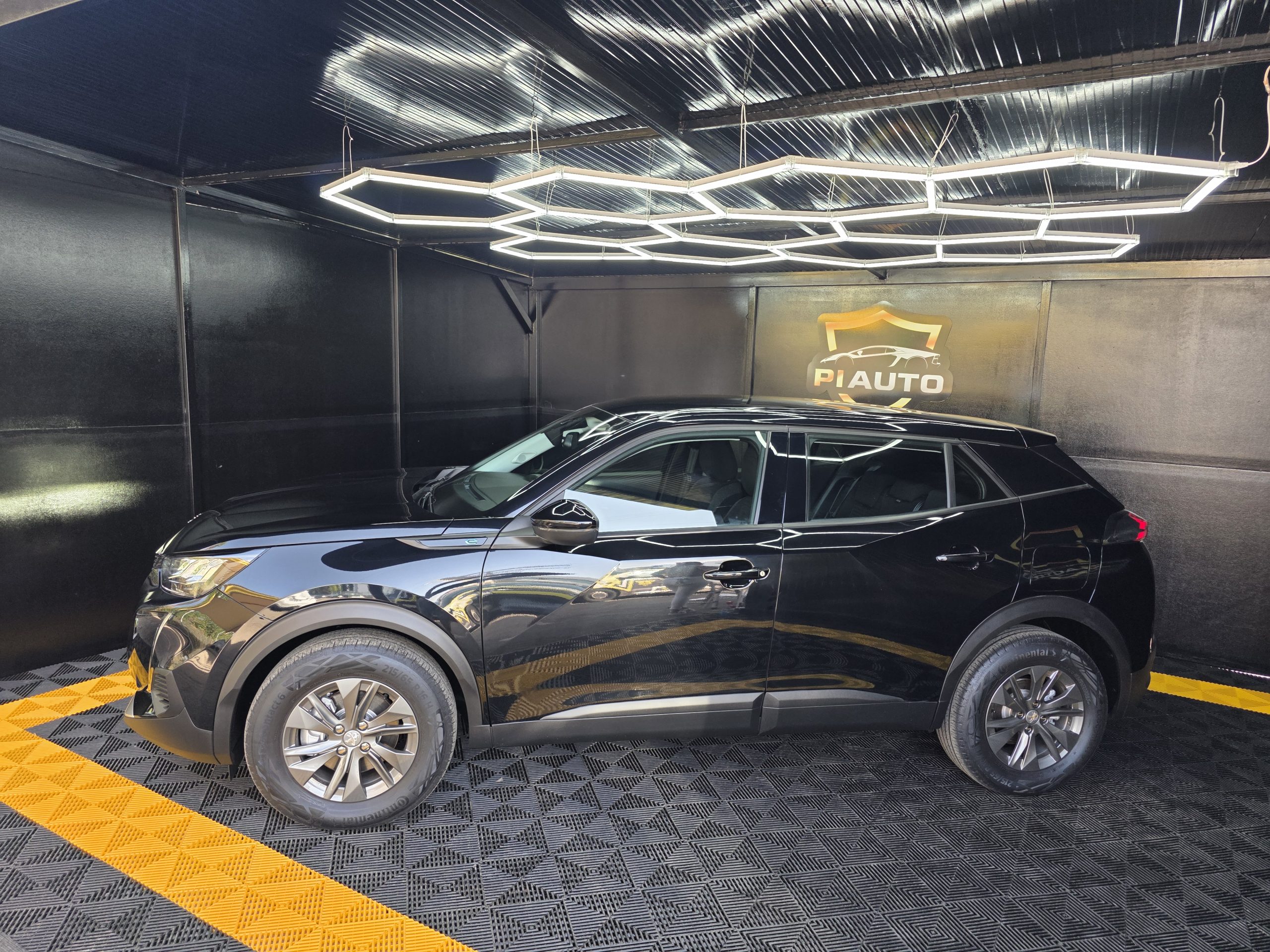 Peugeot e-2008 50 kWh Active Pack