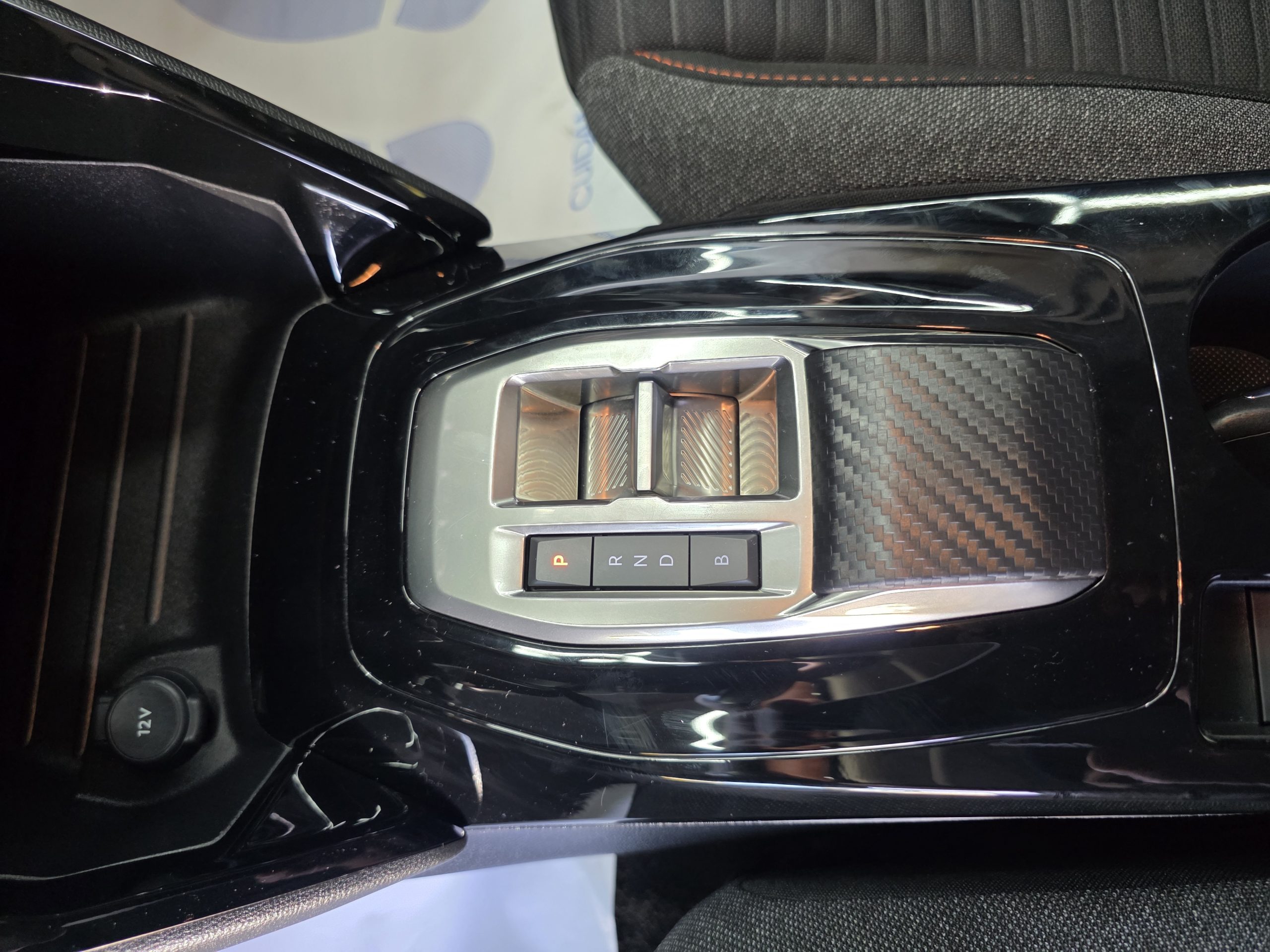 Peugeot e-2008 50 kWh Active Pack