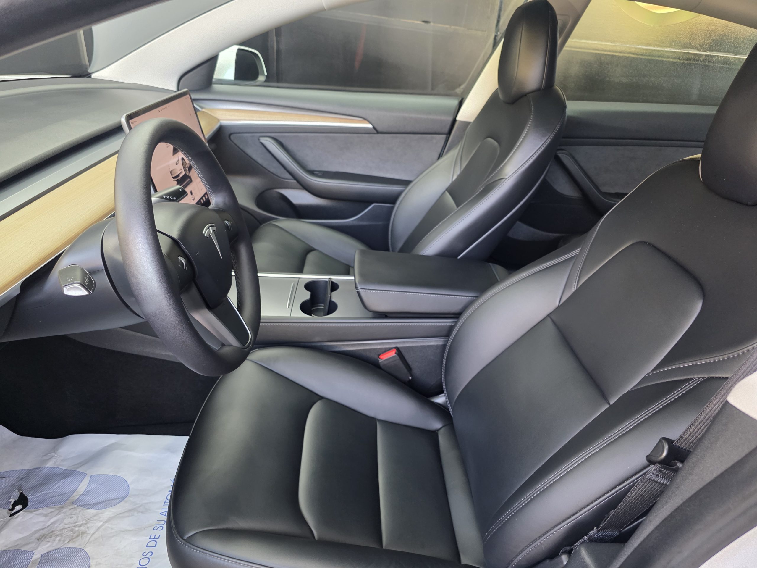 Tesla Model 3 Tracção Traseira