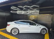 Tesla Model 3 Tracção Traseira