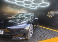 Tesla Model 3 Tracção Traseira