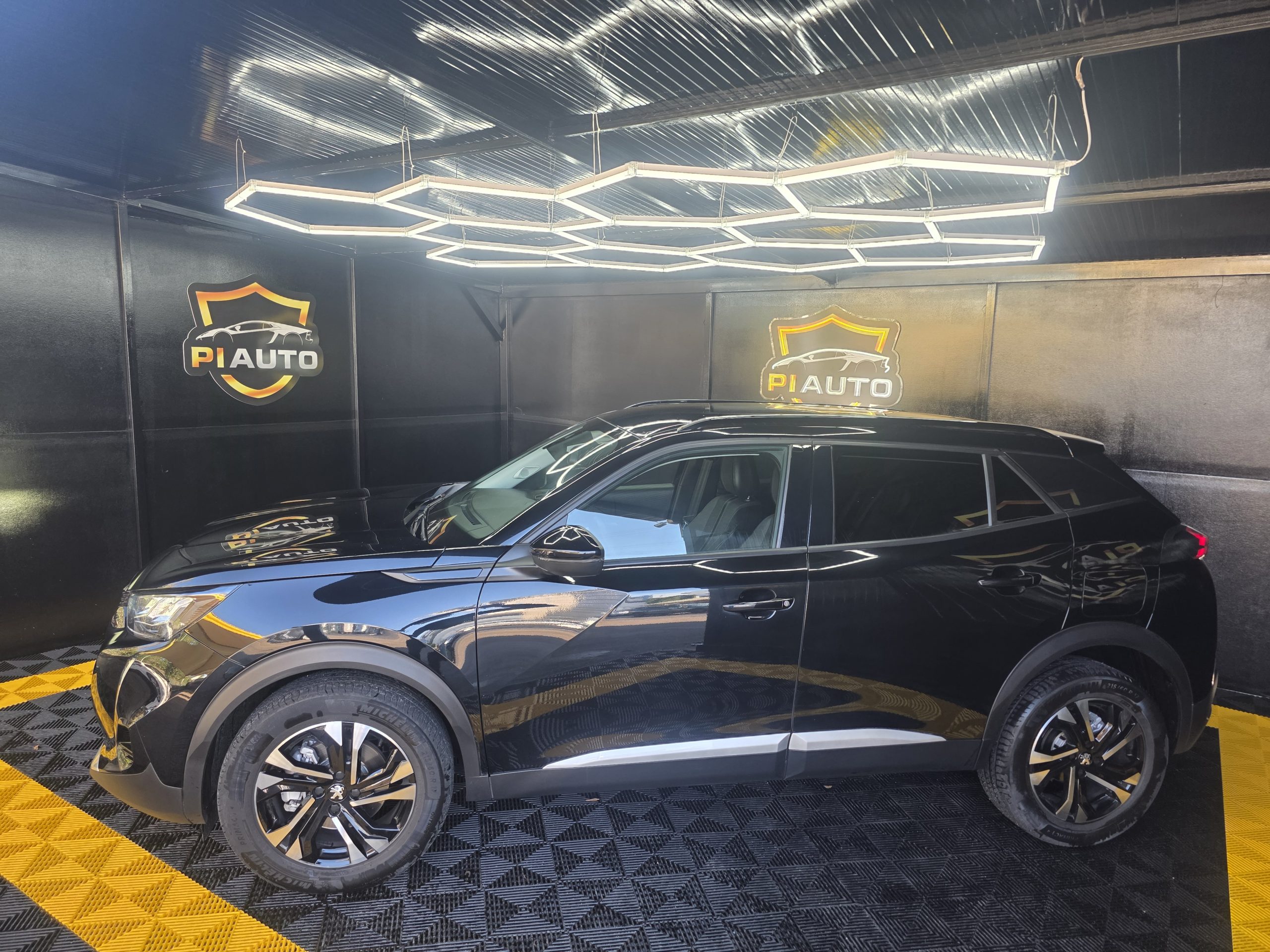 Peugeot 2008 1.5 BlueHDi Allure Pack EAT8