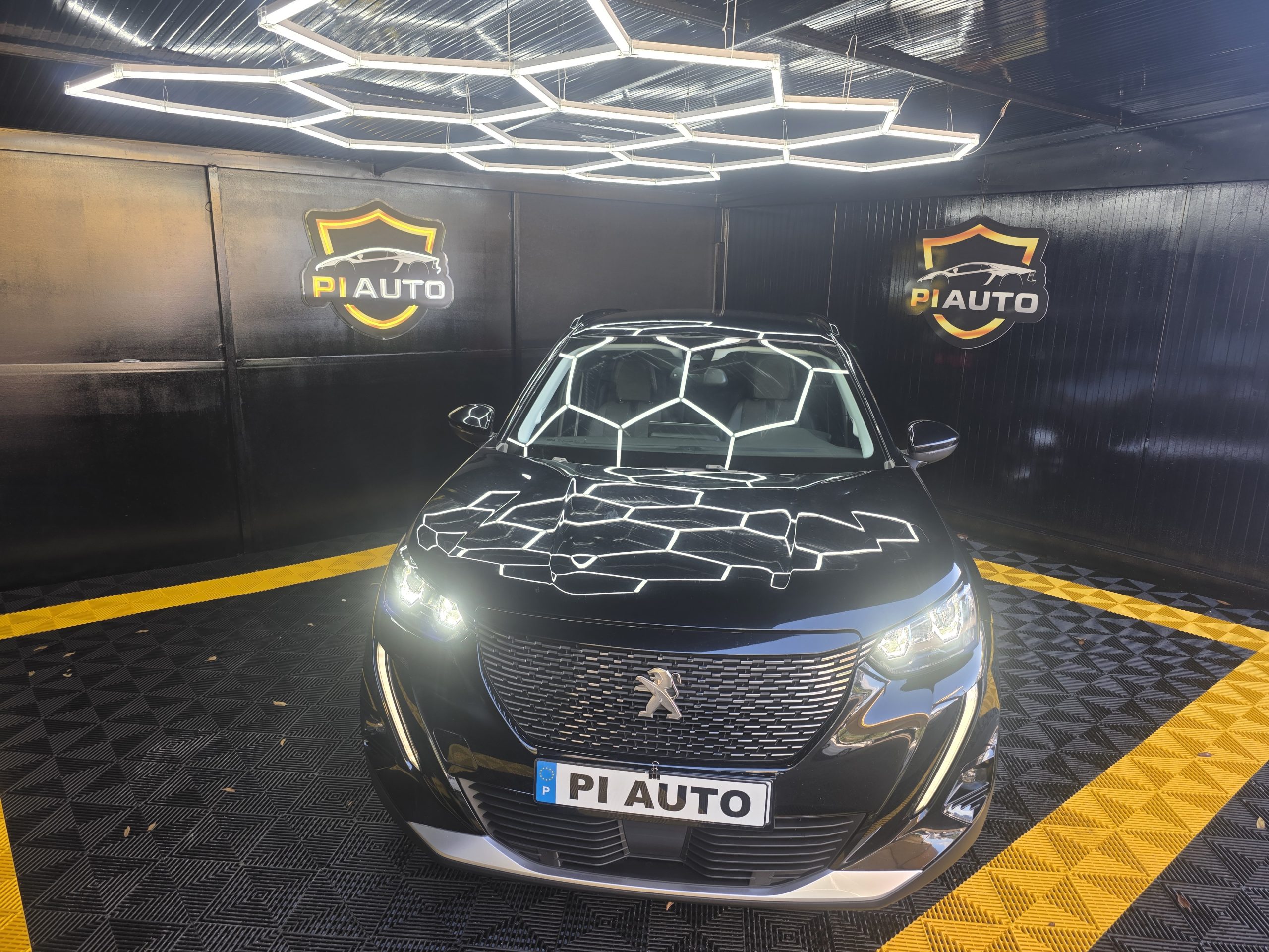 Peugeot 2008 1.5 BlueHDi Allure Pack EAT8