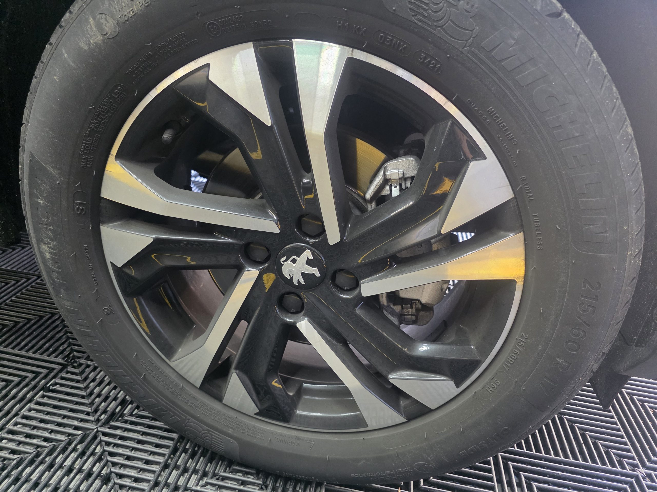 Peugeot 2008 1.5 BlueHDi Allure Pack EAT8