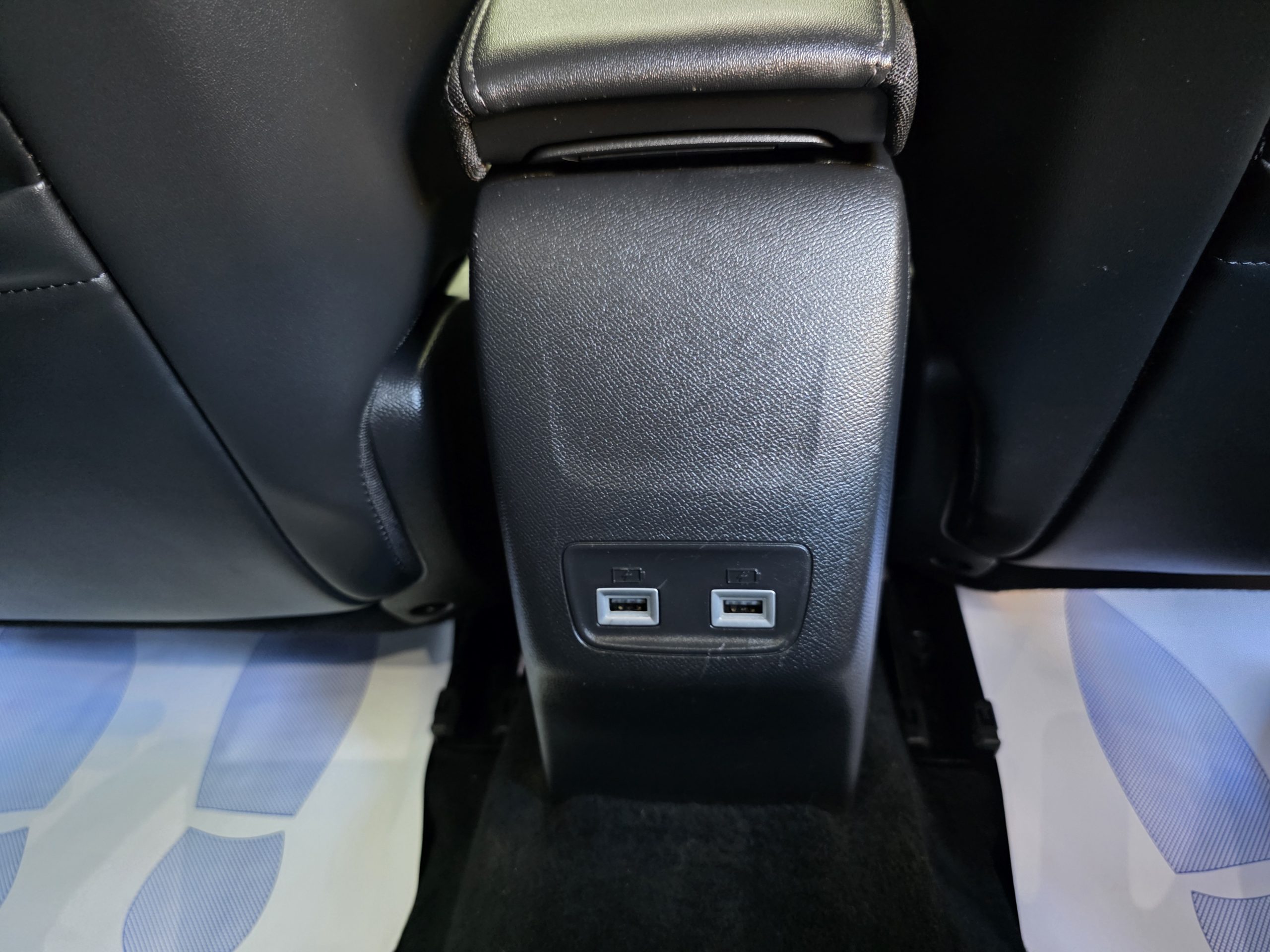 Peugeot 2008 1.5 BlueHDi Allure Pack EAT8