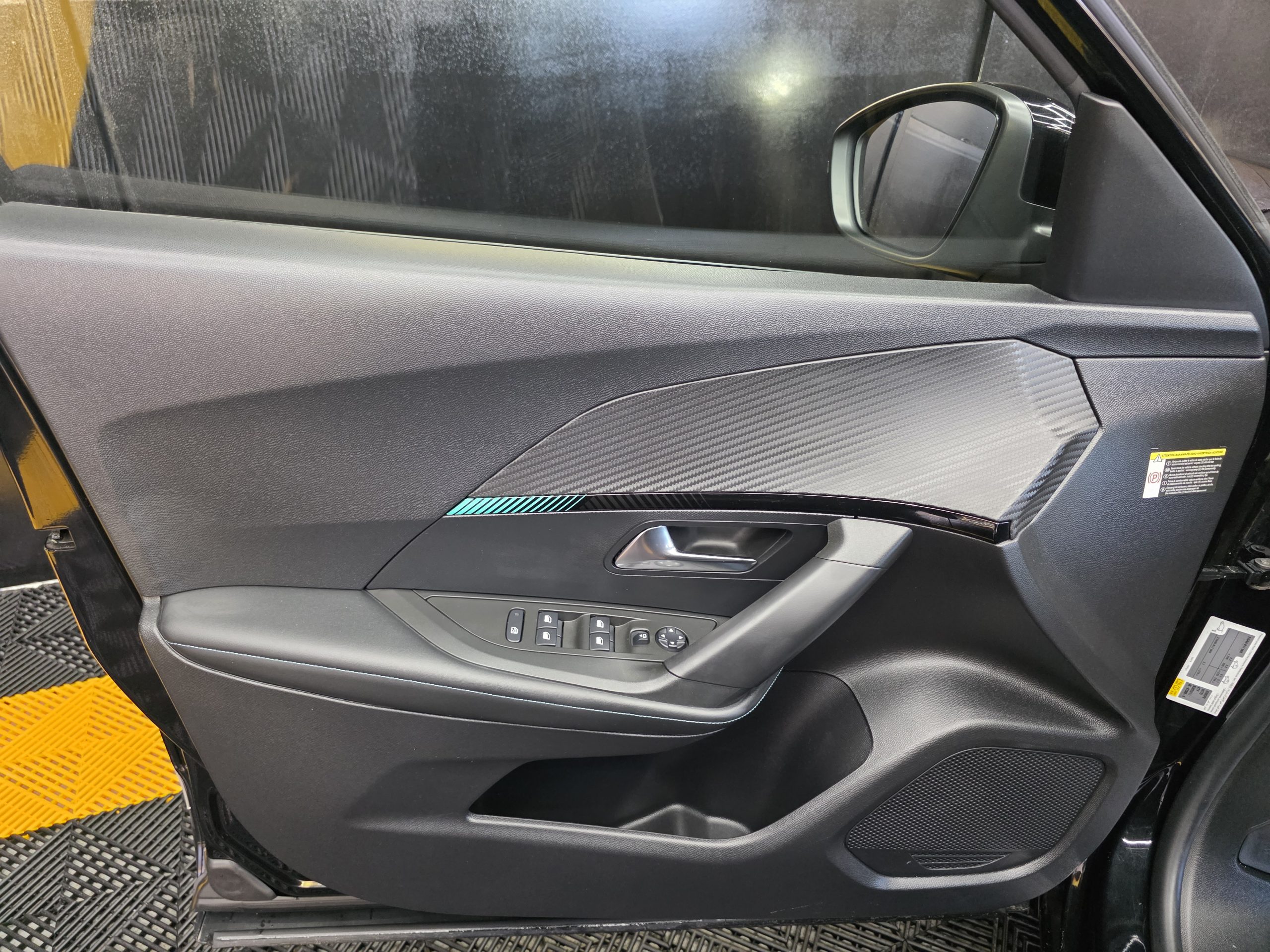 Peugeot 2008 1.5 BlueHDi Allure Pack EAT8