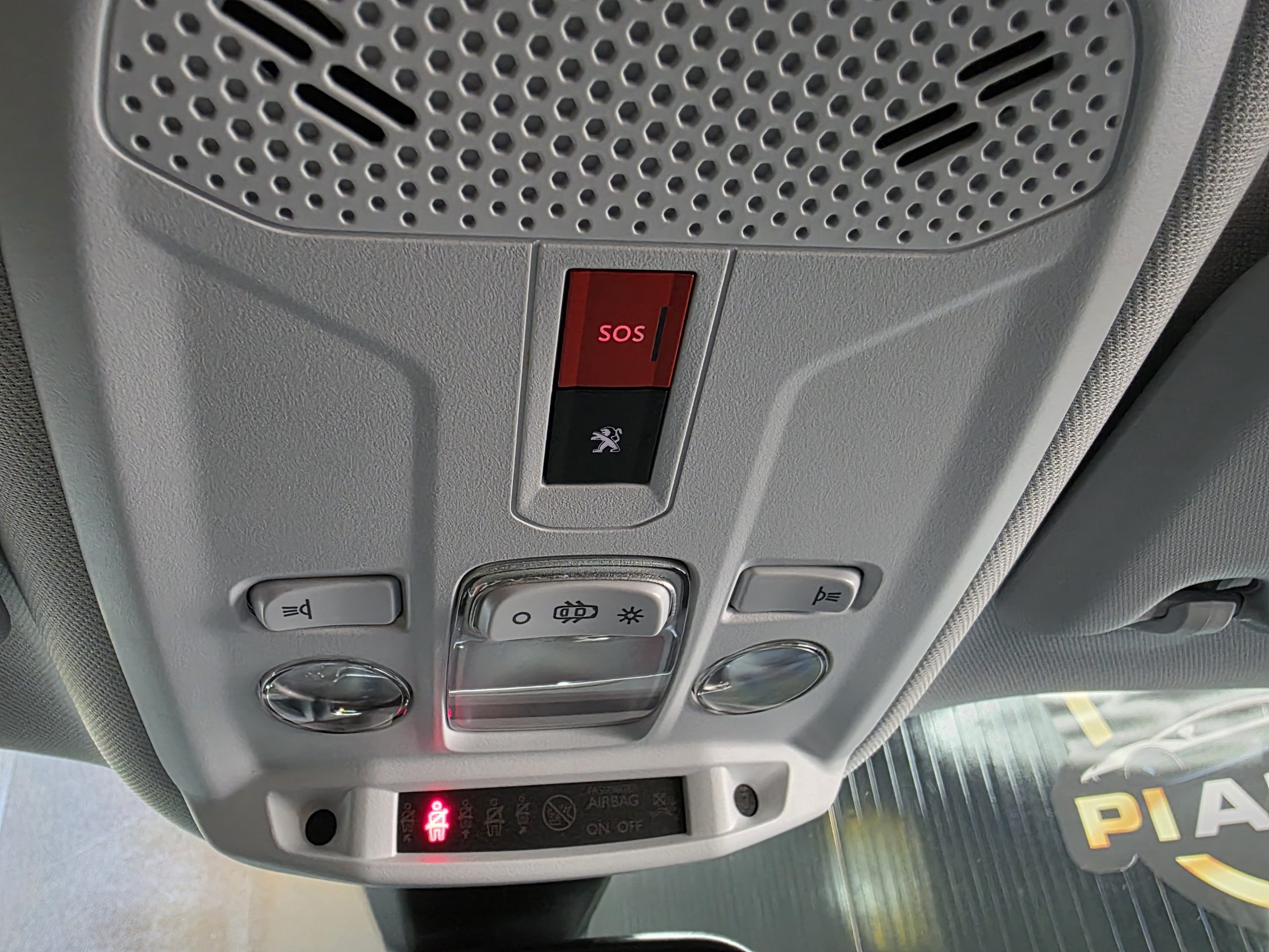 Peugeot 2008 1.5 BlueHDi Allure Pack EAT8