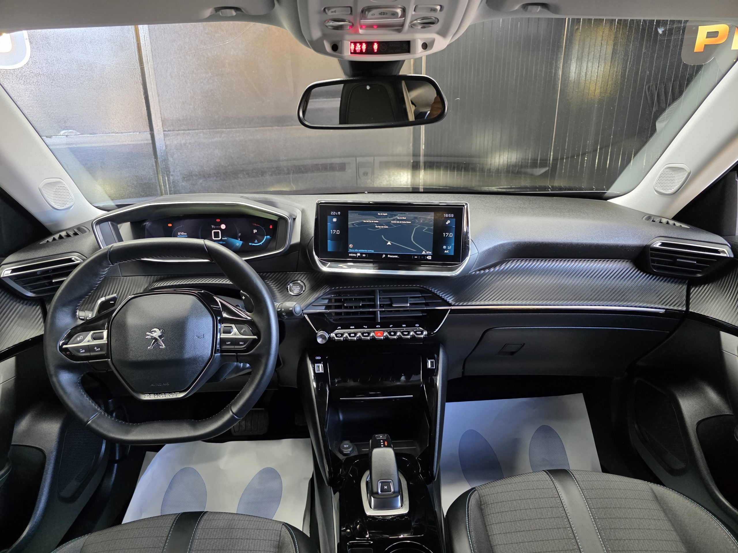 Peugeot 2008 1.5 BlueHDi Allure Pack EAT8