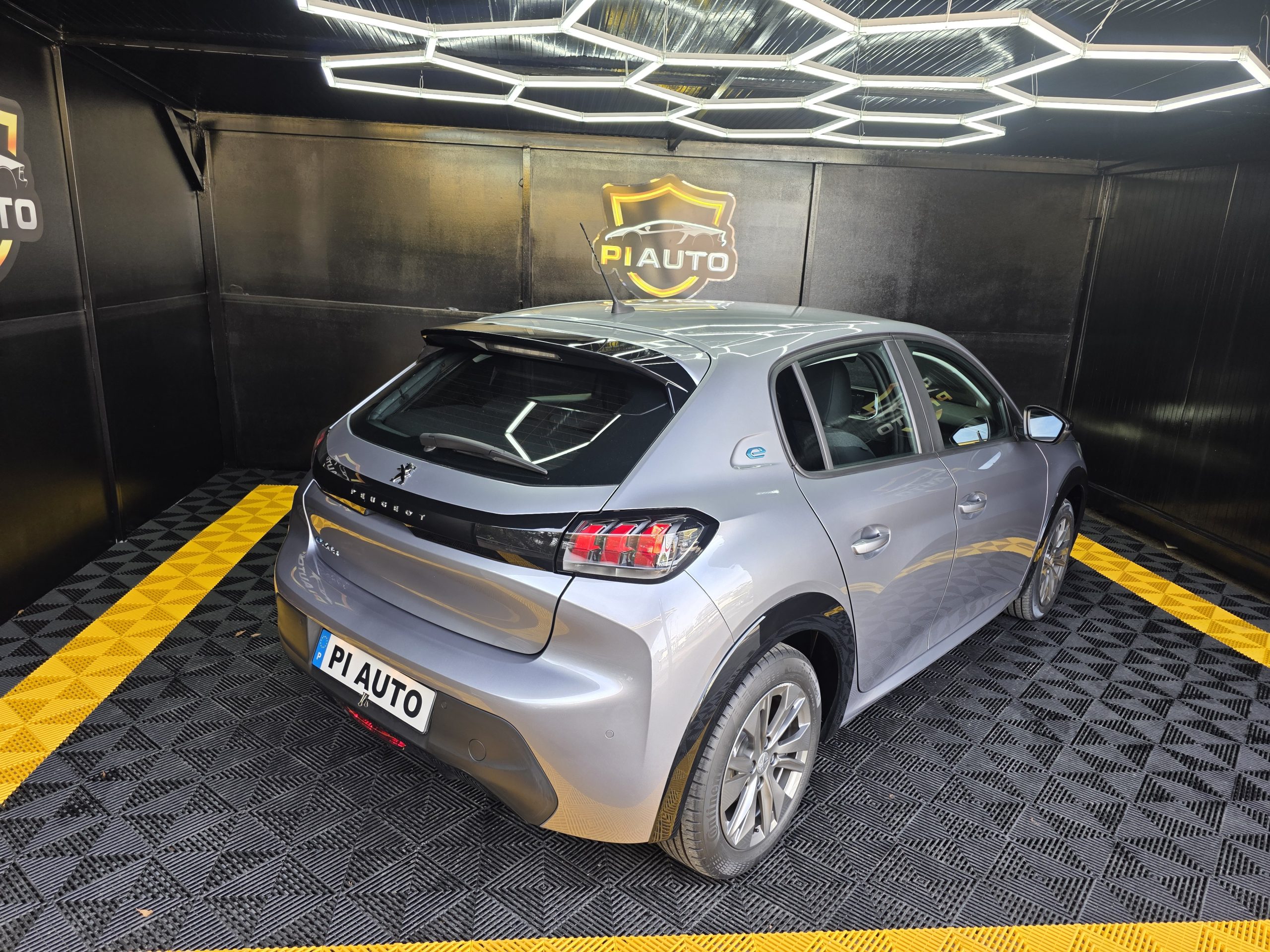 Peugeot e-208 50 kWh Active Pack