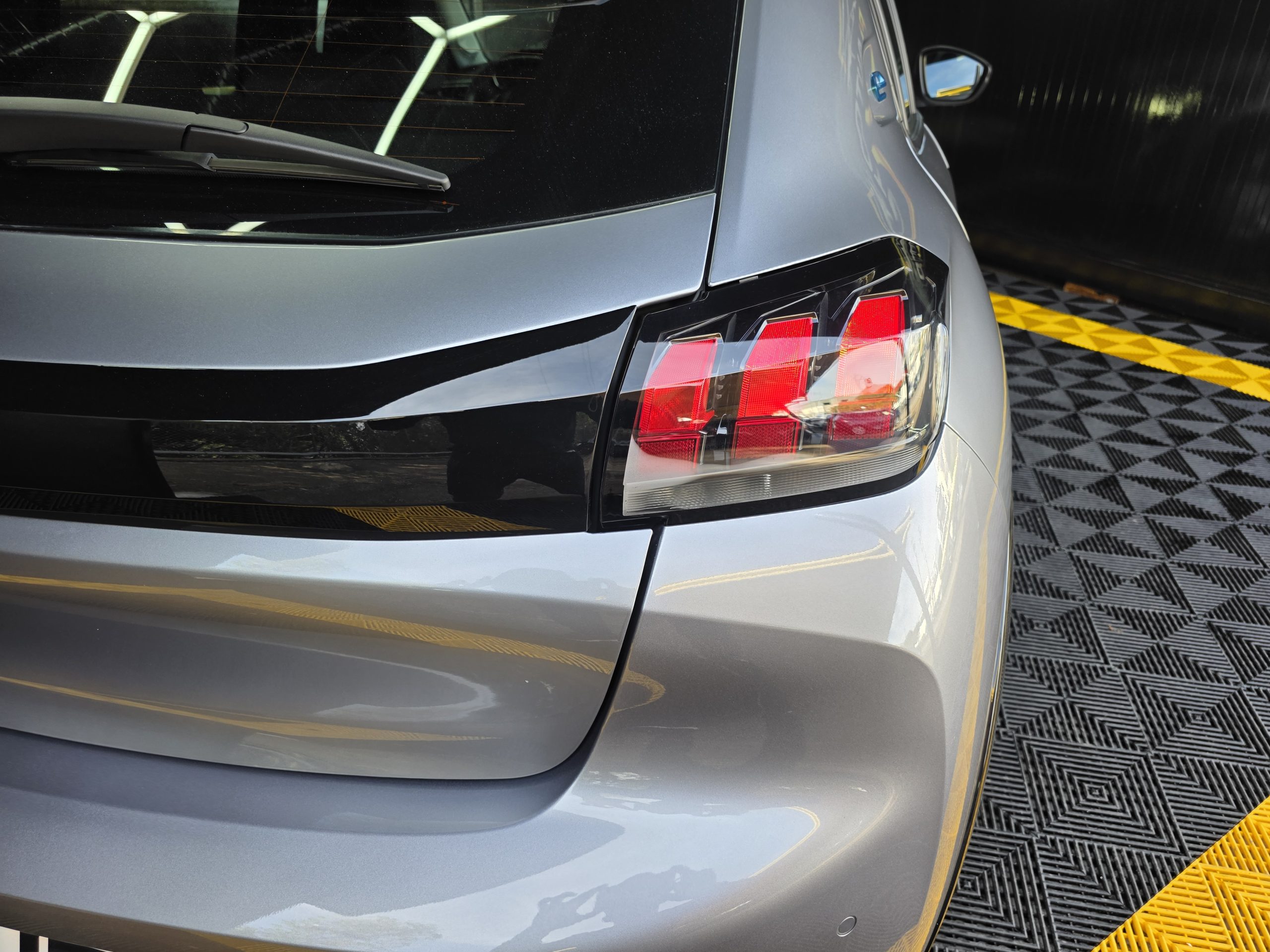 Peugeot e-208 50 kWh Active Pack