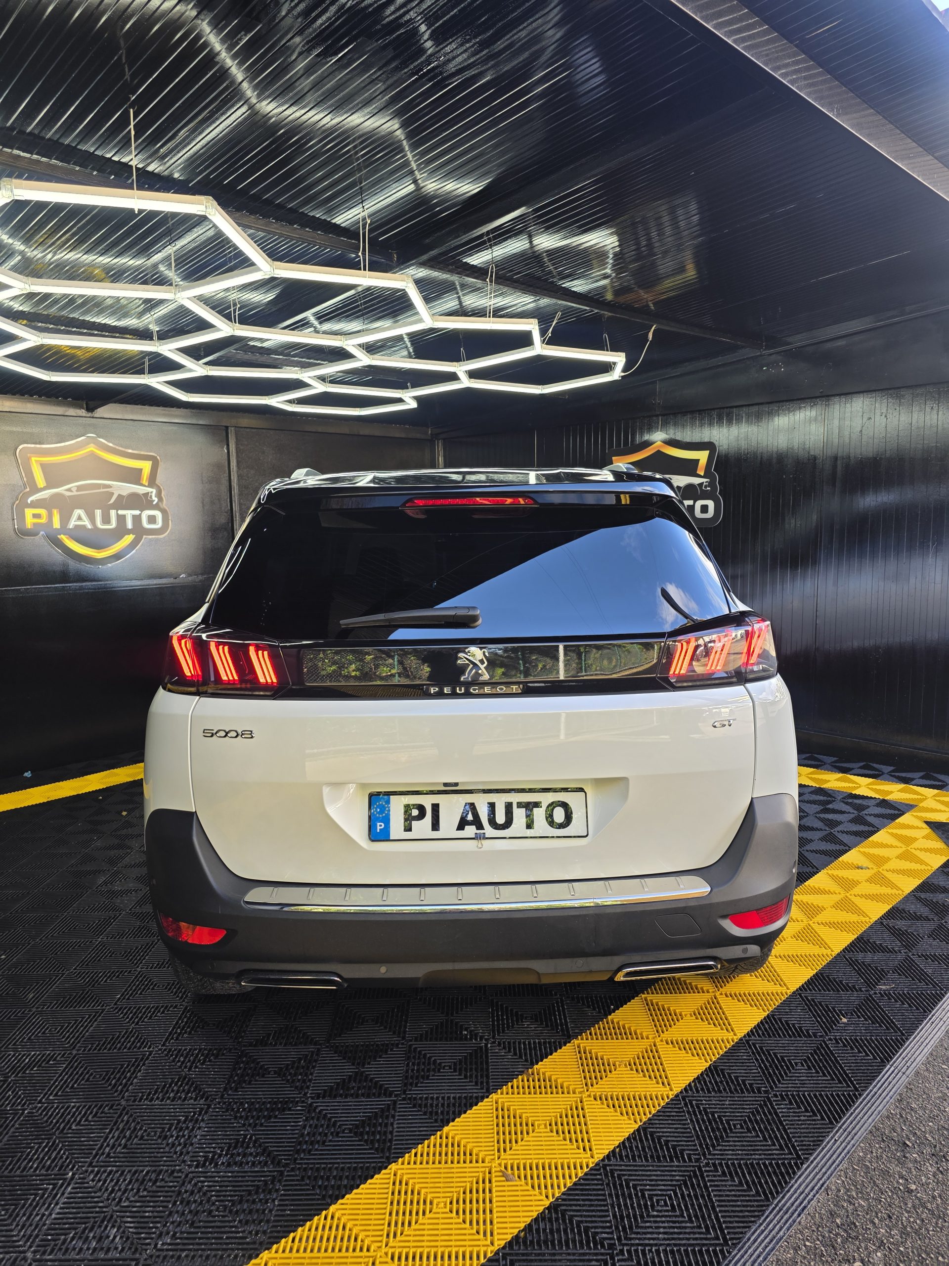 Peugeot 5008 1.5 BlueHDi GT Pack EAT8