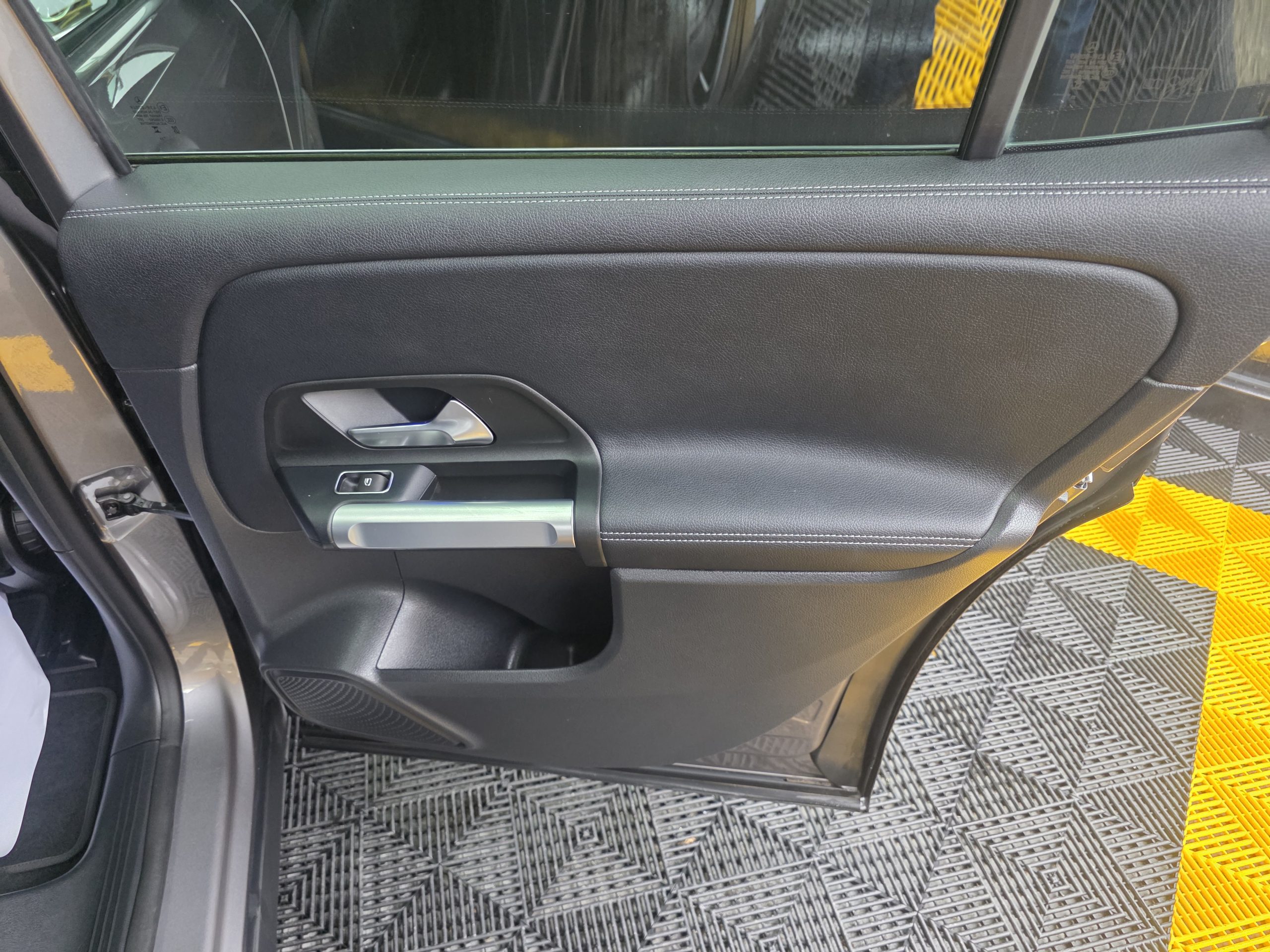 Mercedes-Benz EQB 250+ Edition