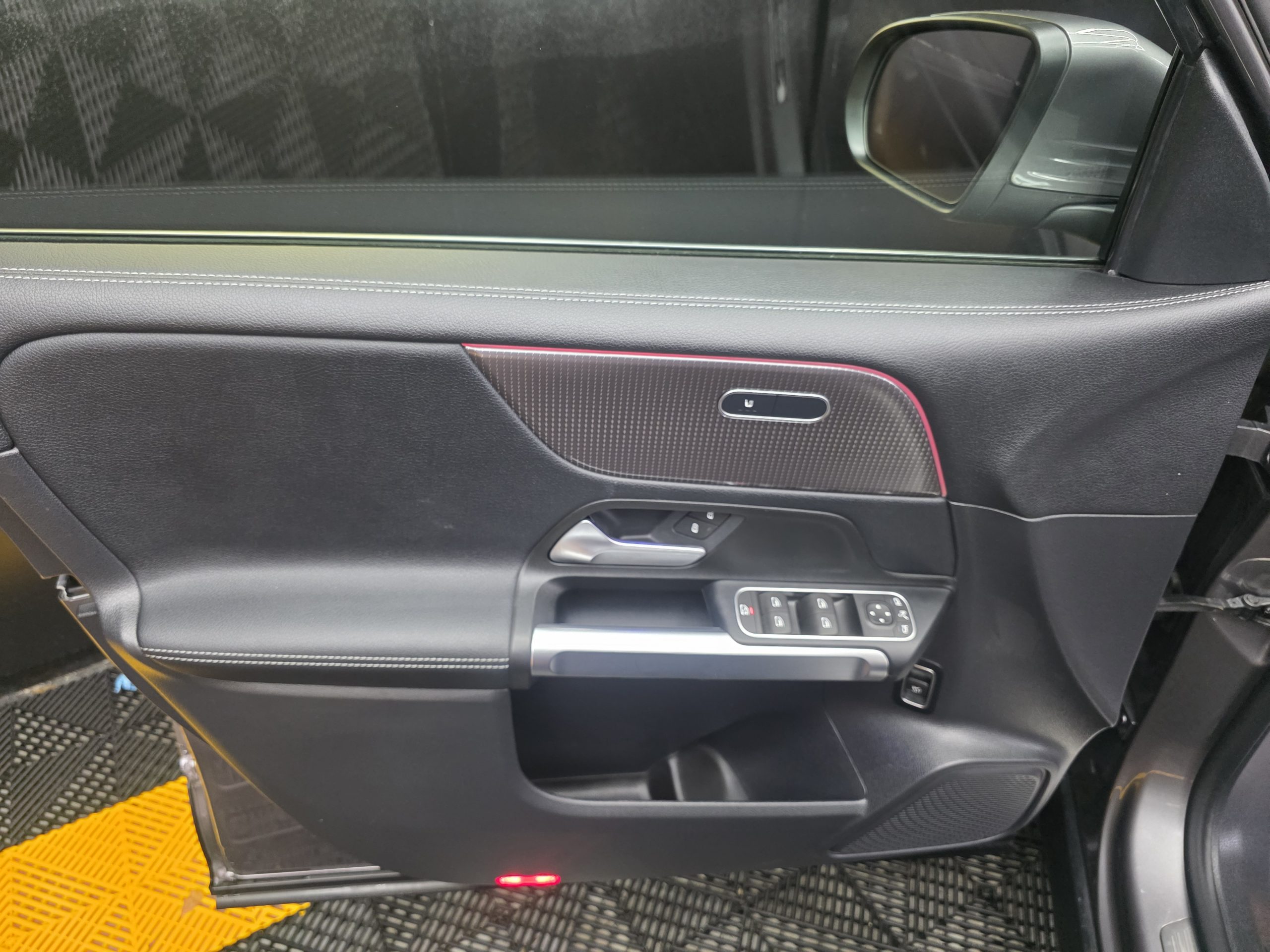 Mercedes-Benz EQB 250+ Edition