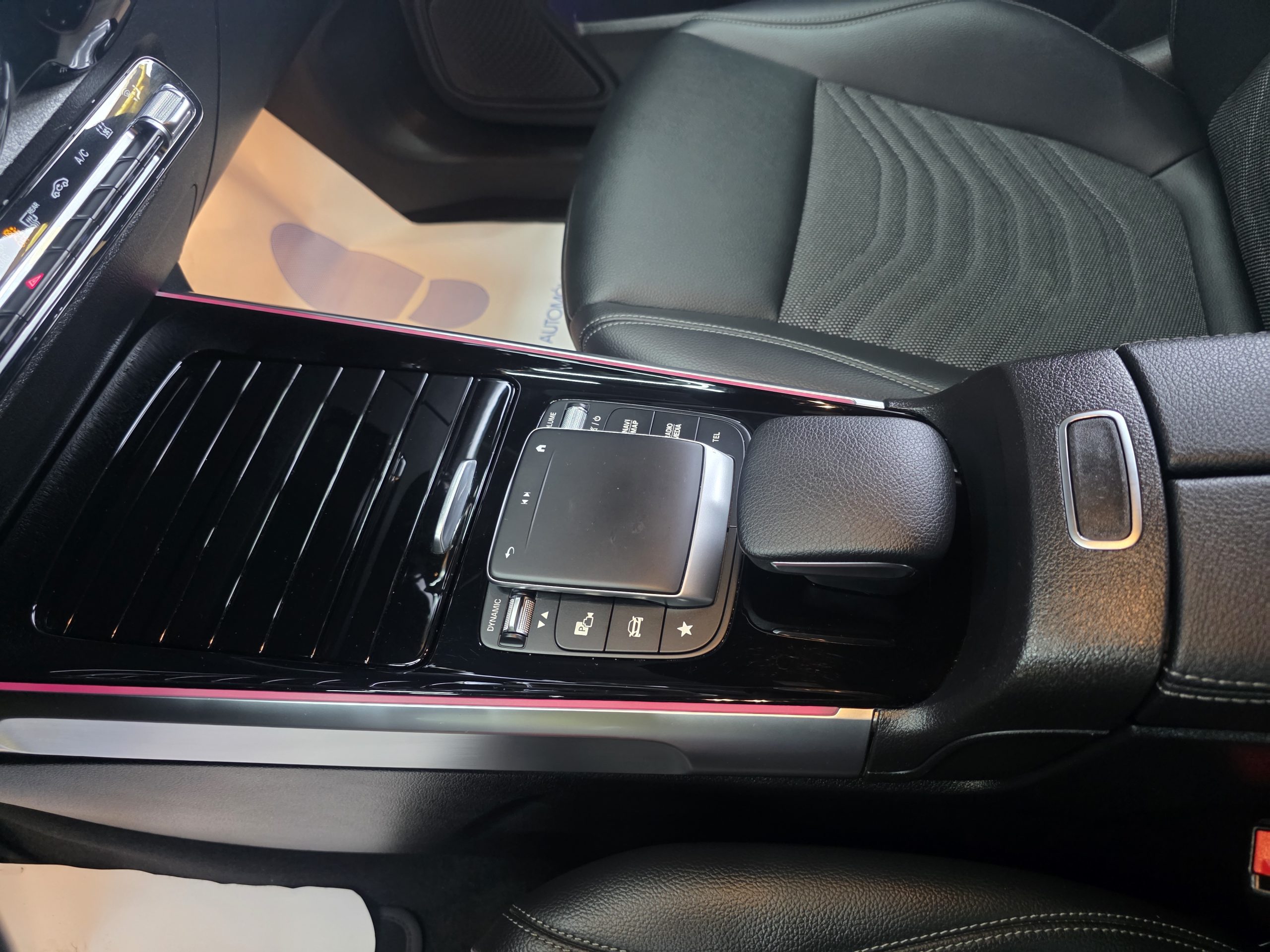 Mercedes-Benz EQB 250+ Edition