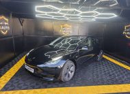 Tesla Model 3 Tracção Traseira