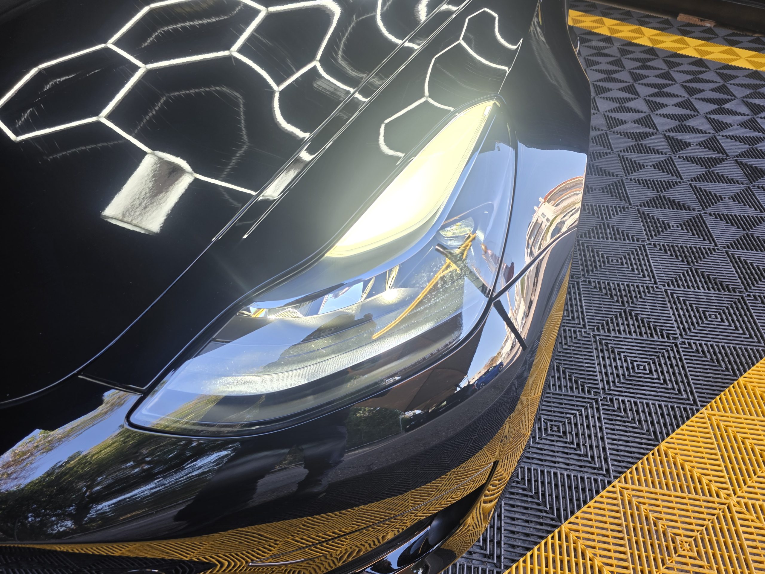 Tesla Model 3 Tracção Traseira