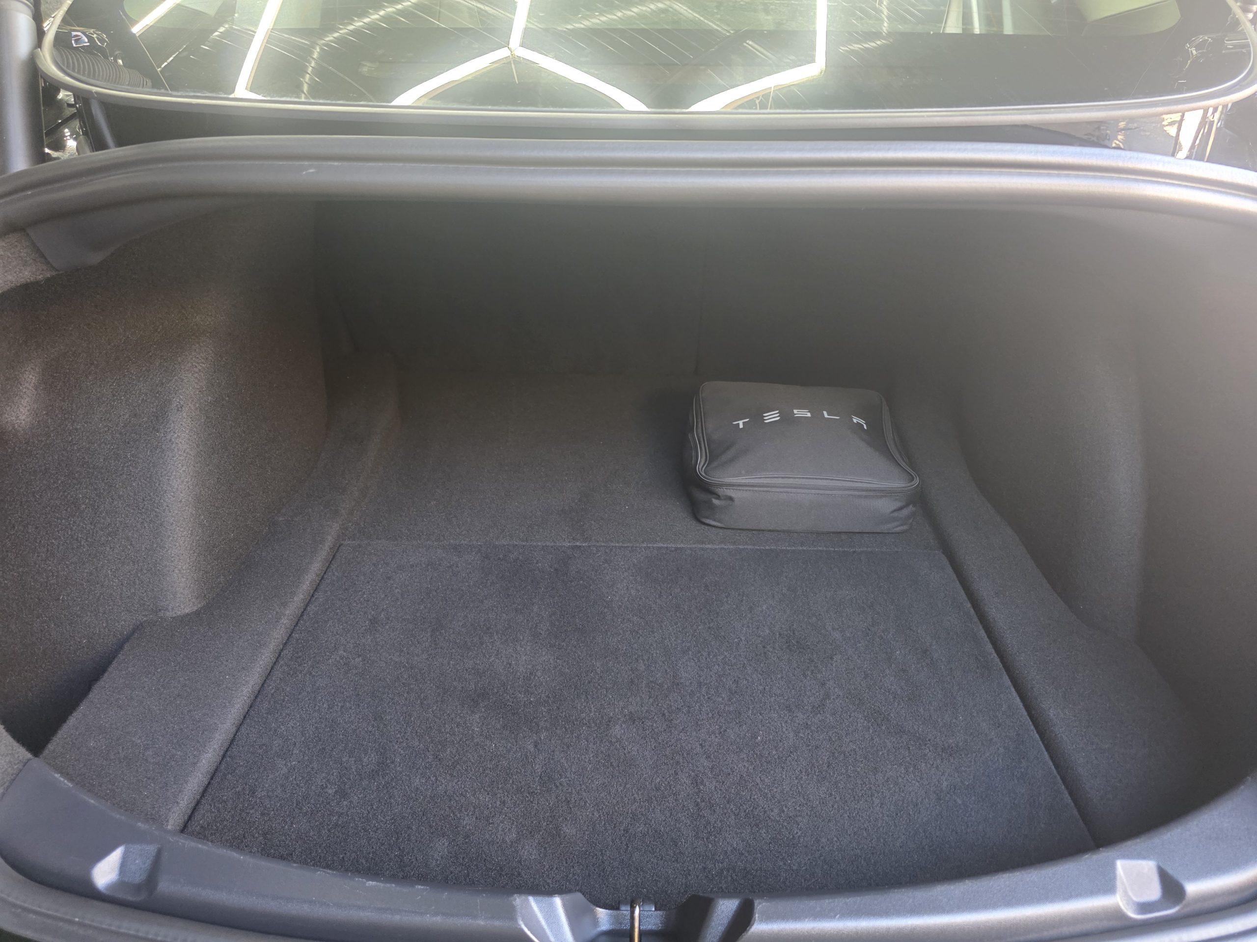 Tesla Model 3 Tracção Traseira