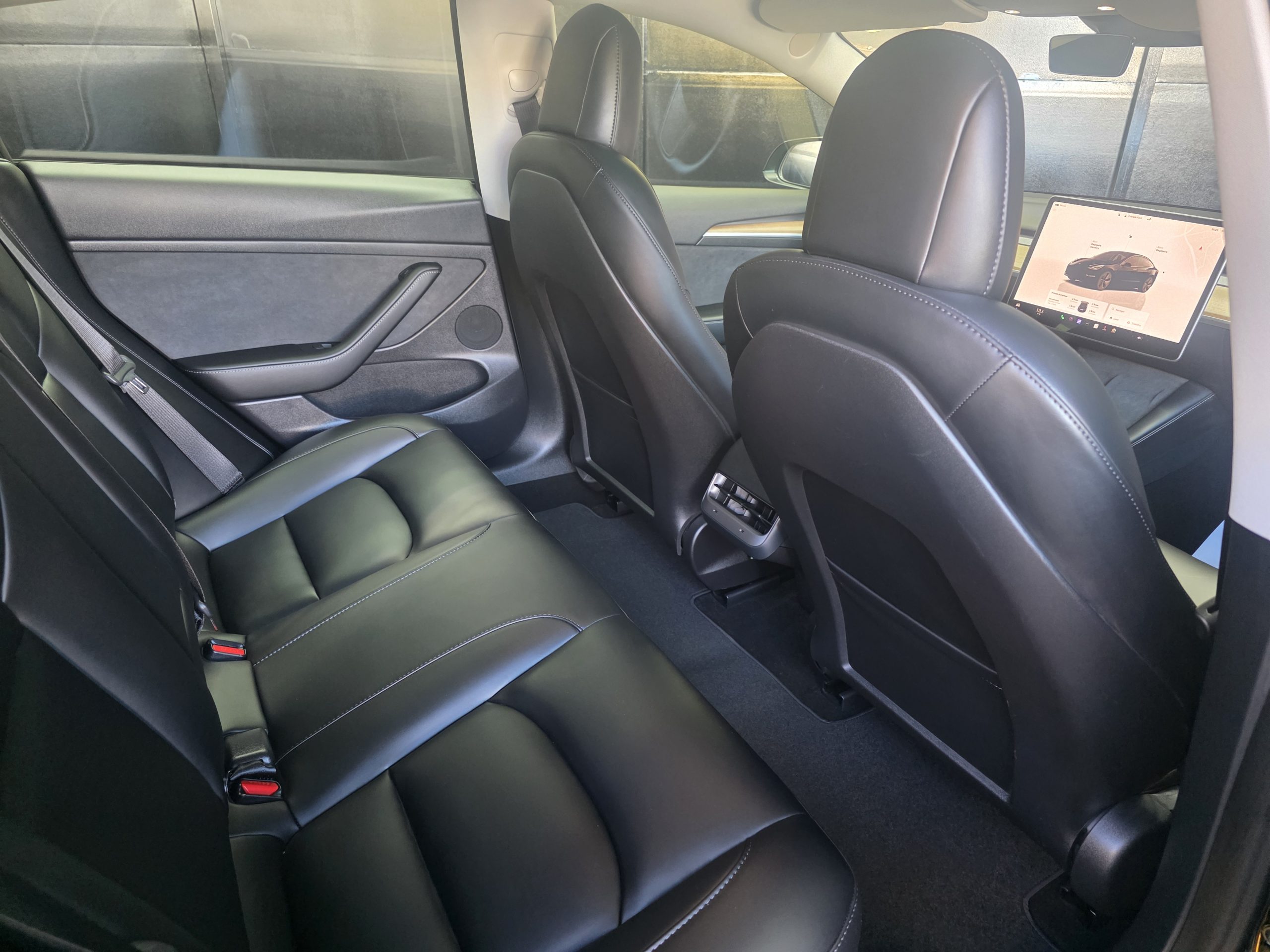 Tesla Model 3 Tracção Traseira