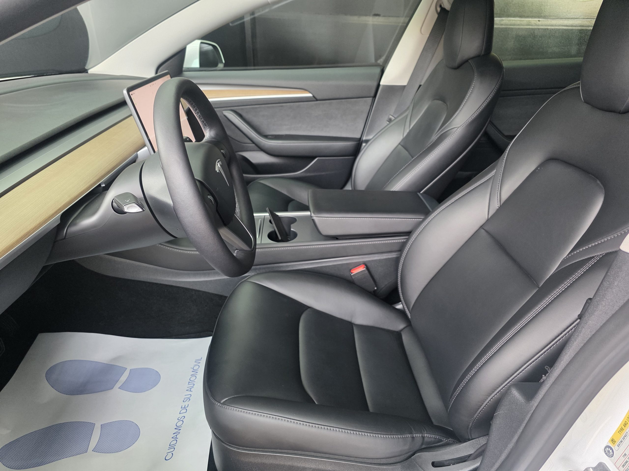 Tesla Model 3 Tracção Traseira