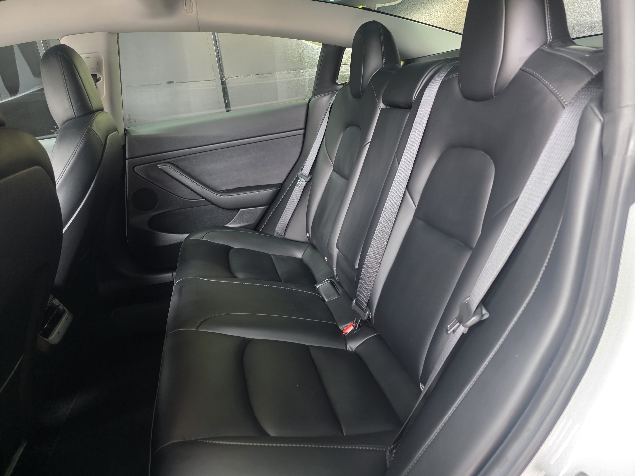 Tesla Model 3 Tracção Traseira