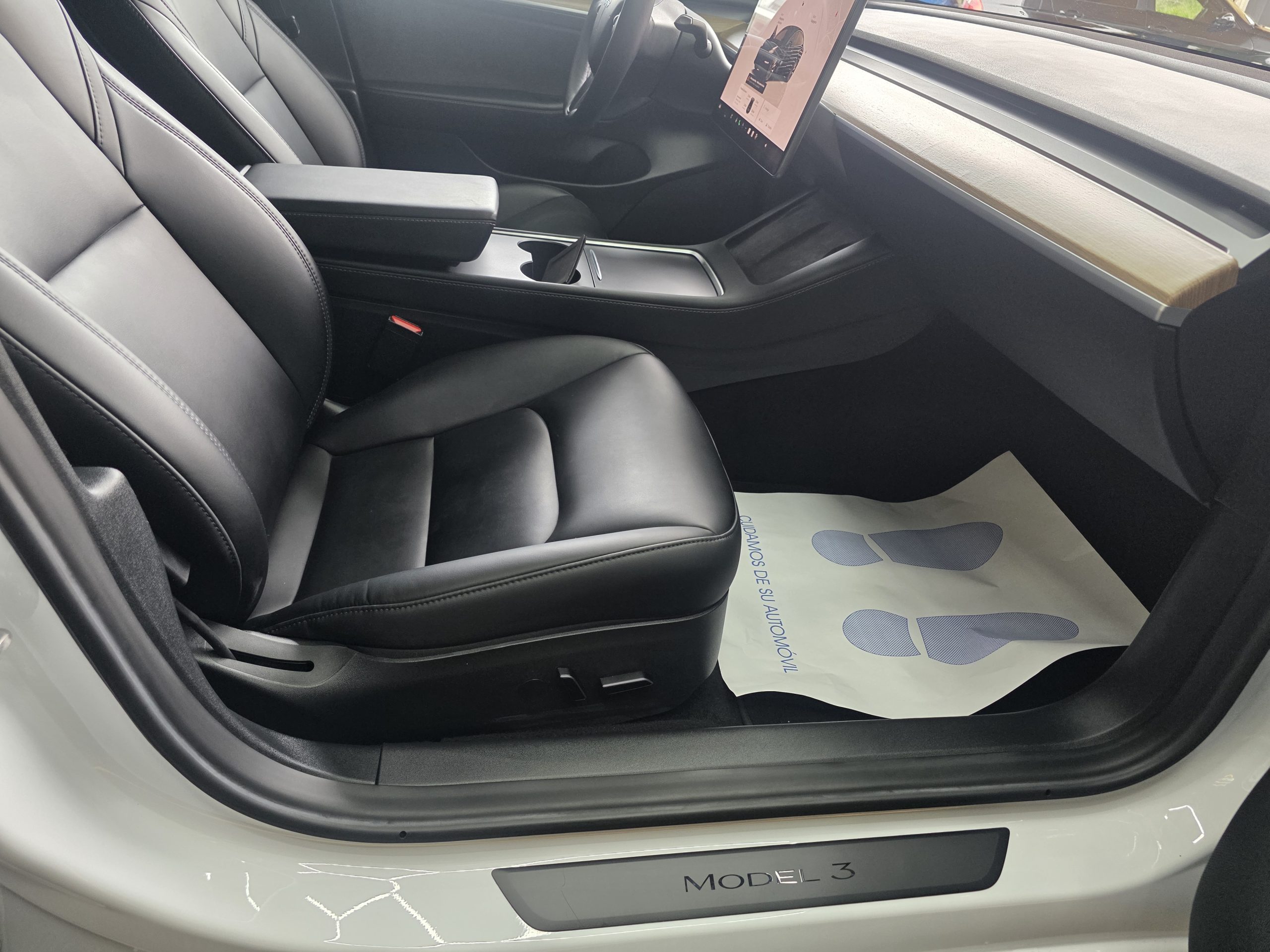 Tesla Model 3 Tracção Traseira