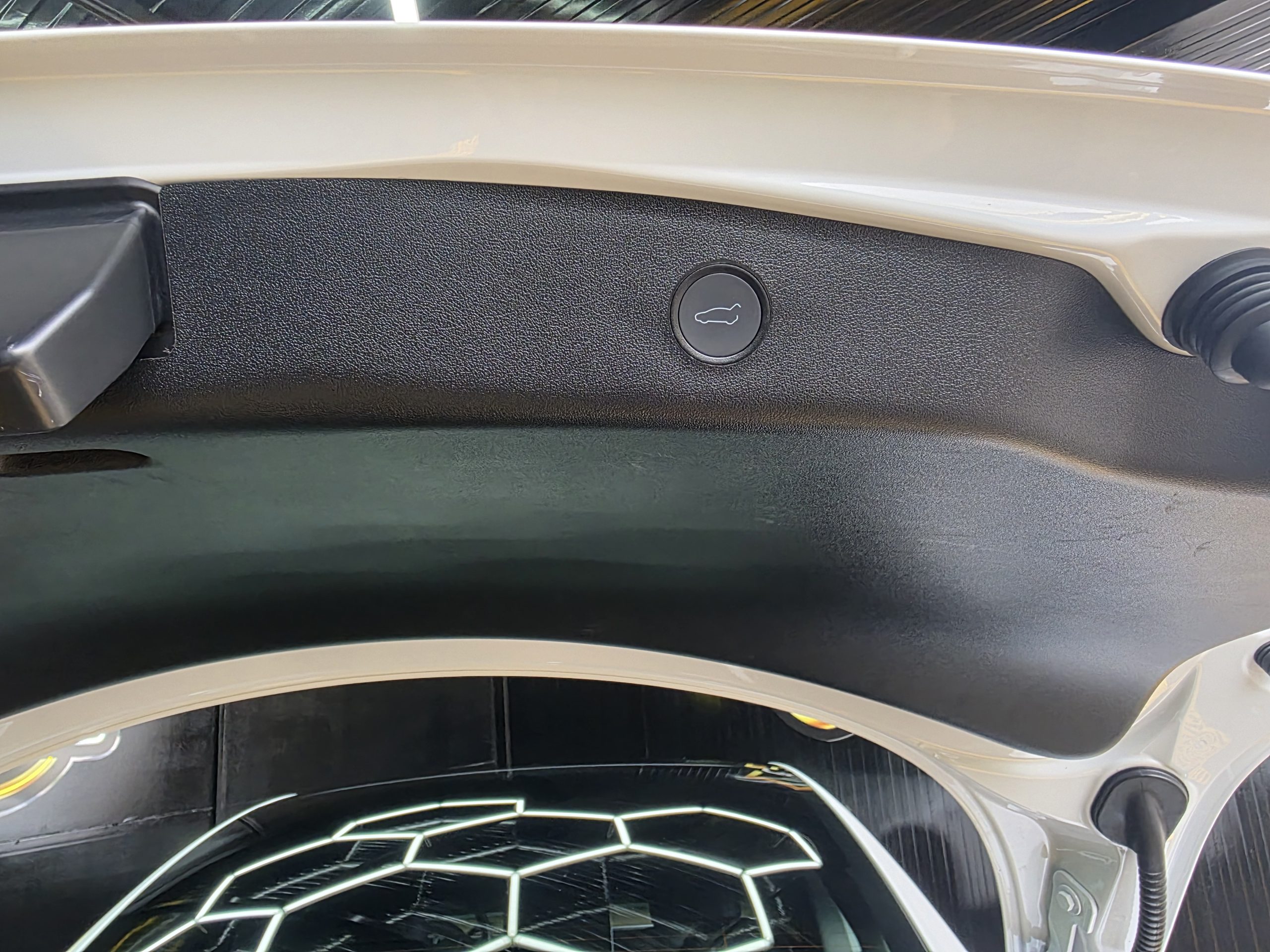 Tesla Model 3 Tracção Traseira