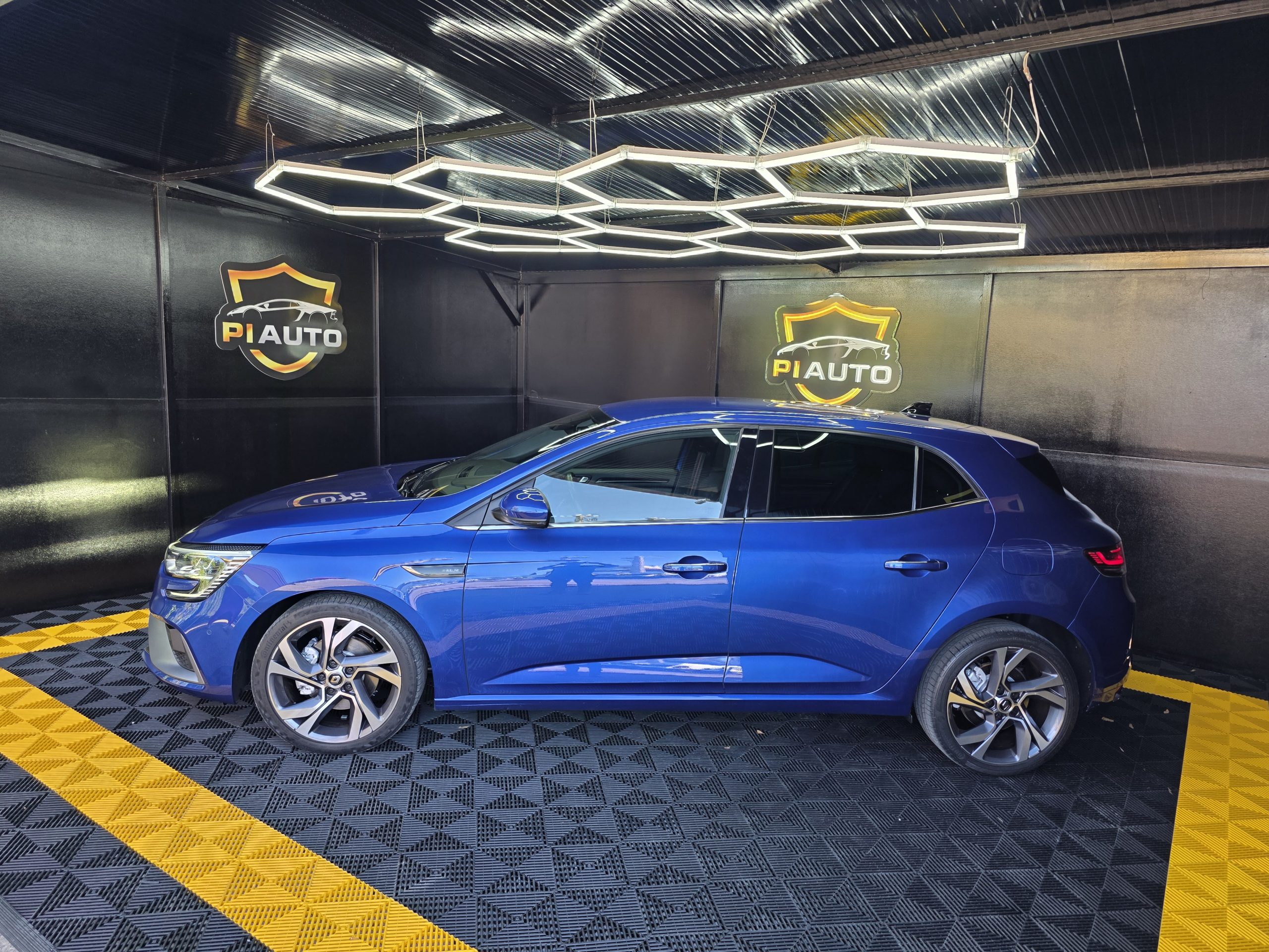 Renault Mégane 1.6 Plug-In R.S. Line