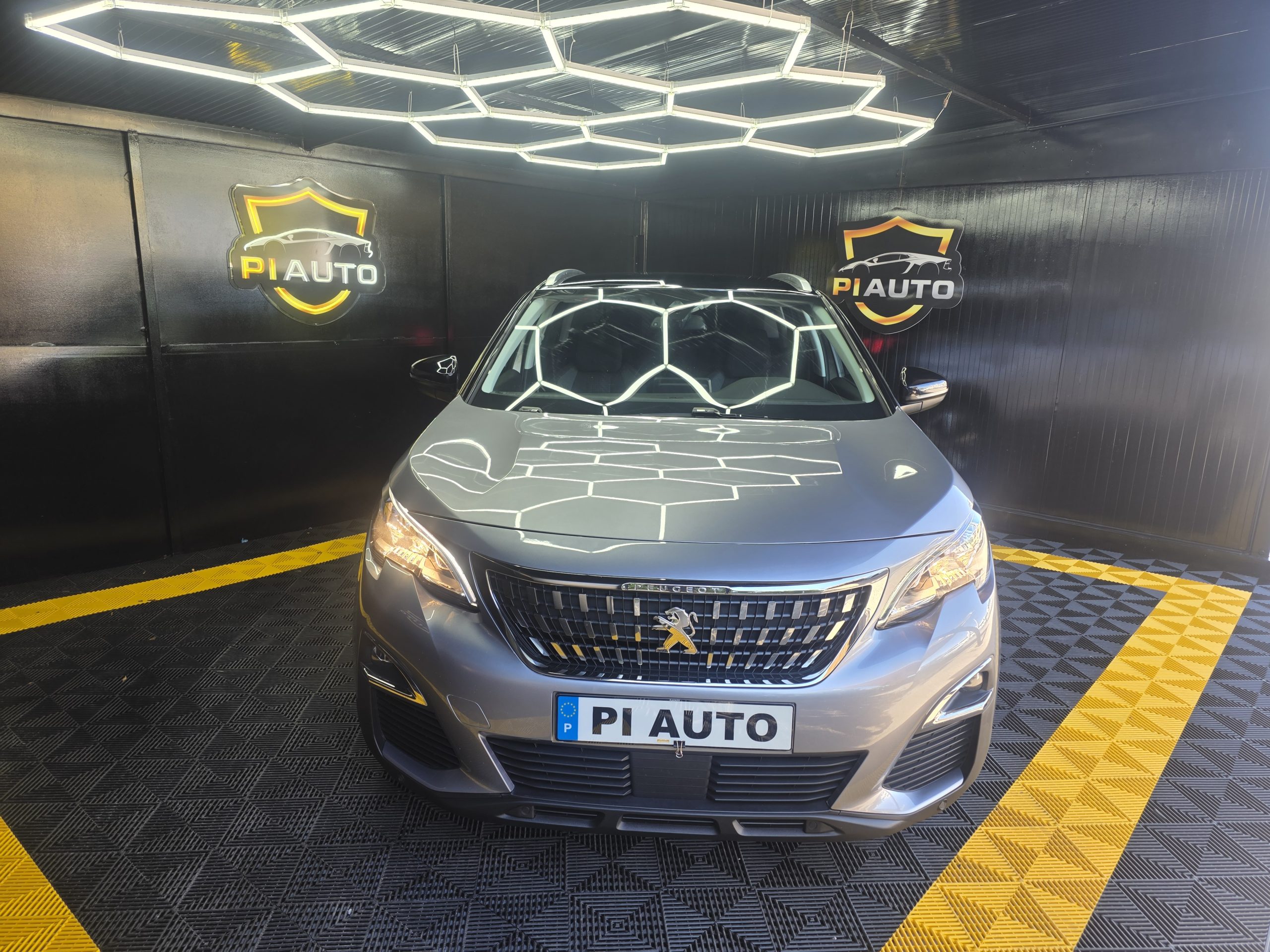 Peugeot 3008 1.5 BlueHDi Allure EAT8