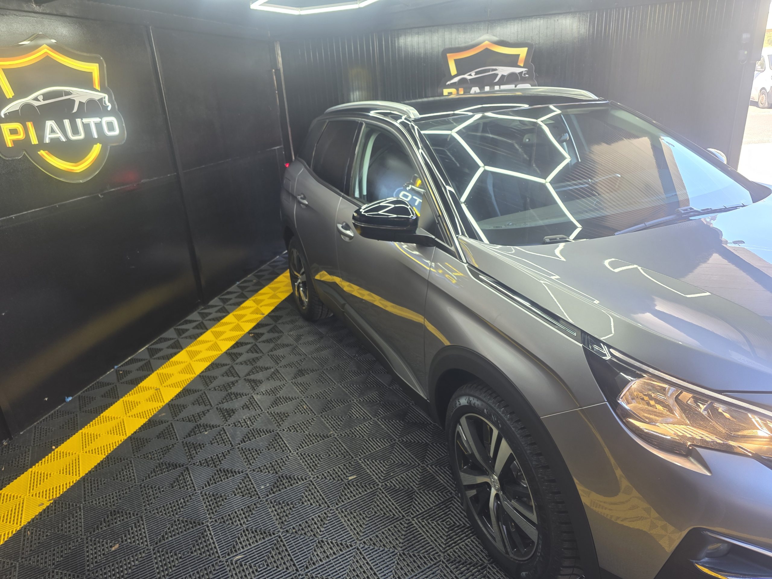 Peugeot 3008 1.5 BlueHDi Allure EAT8