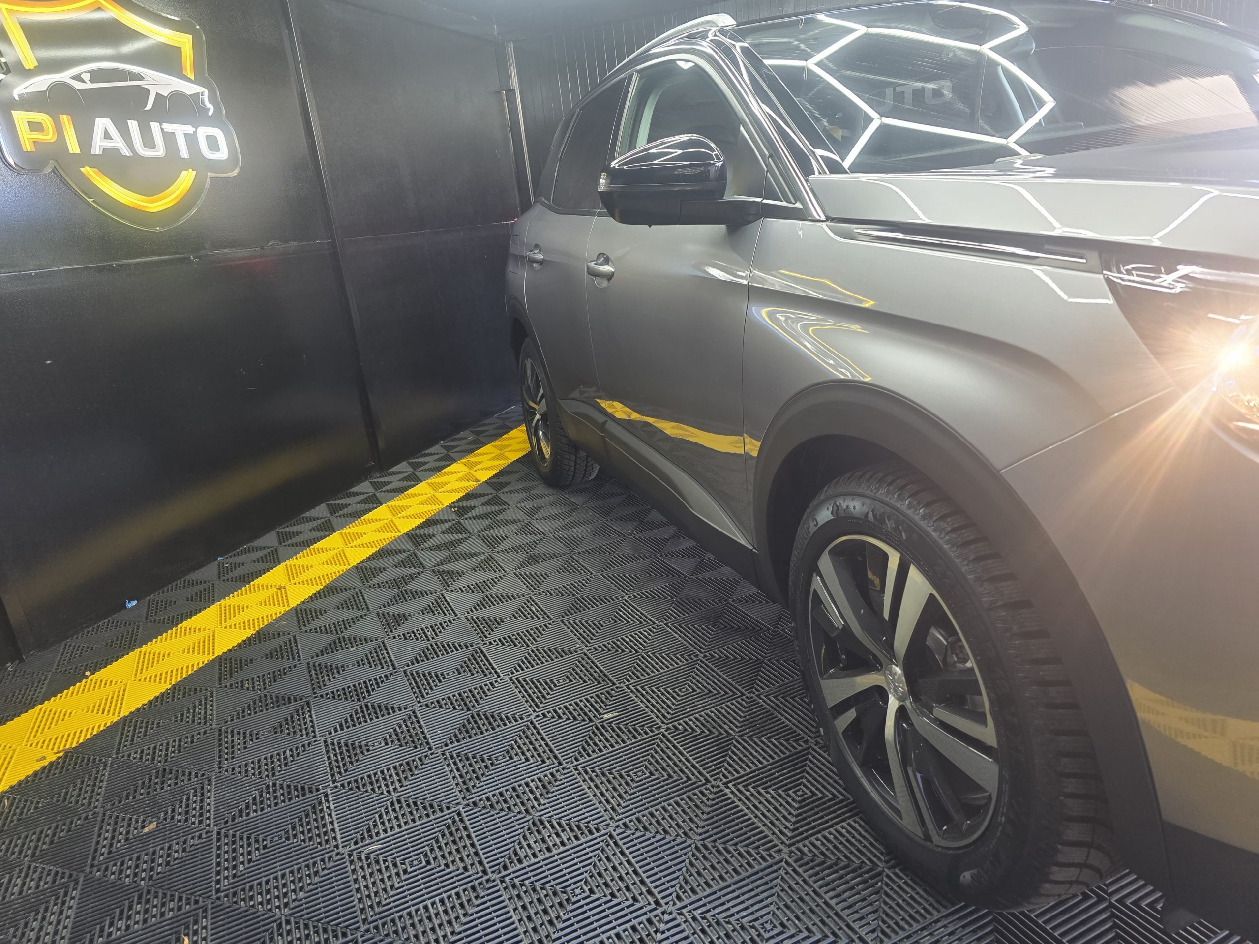 Peugeot 3008 1.5 BlueHDi Allure EAT8