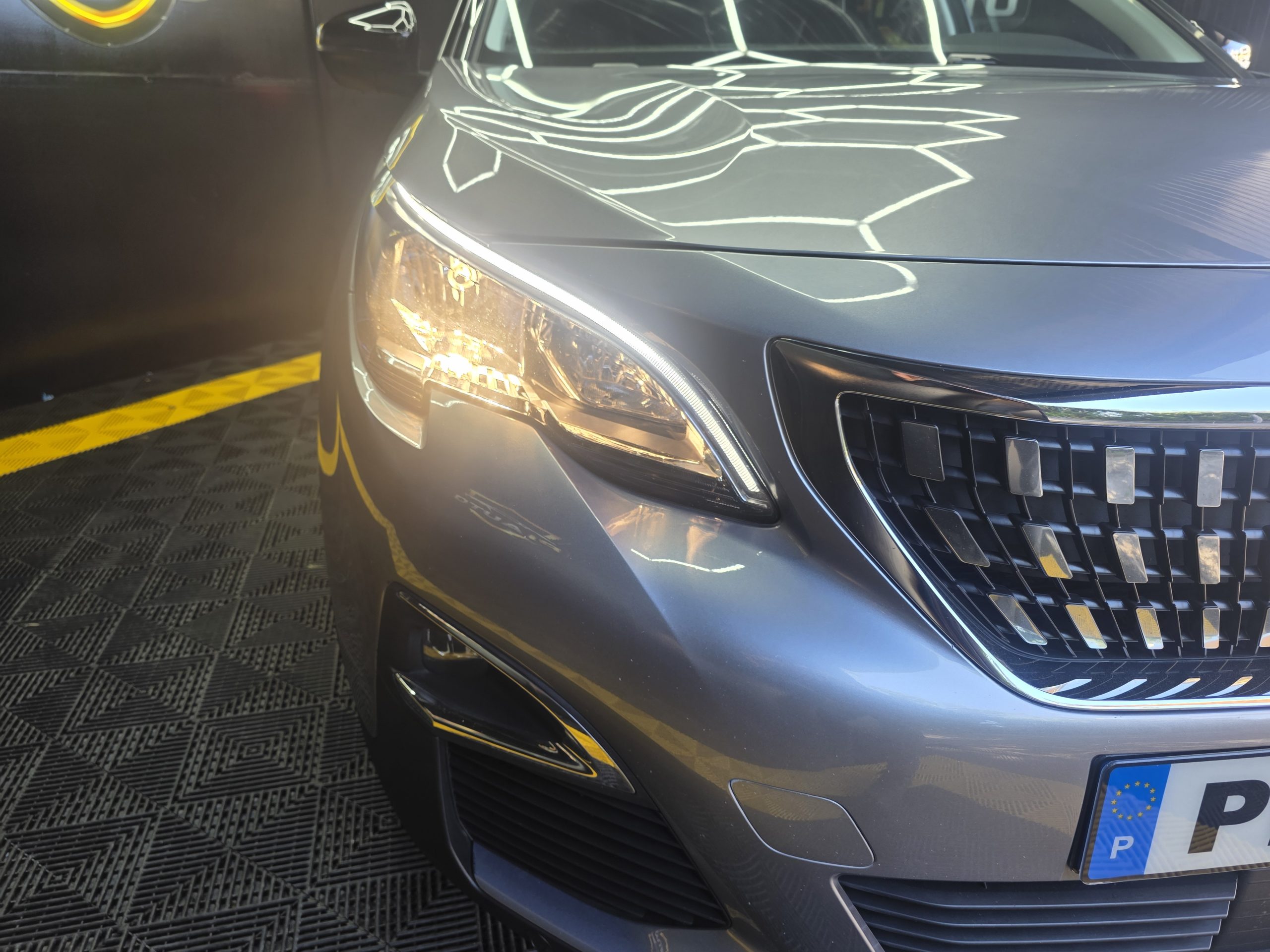 Peugeot 3008 1.5 BlueHDi Allure EAT8