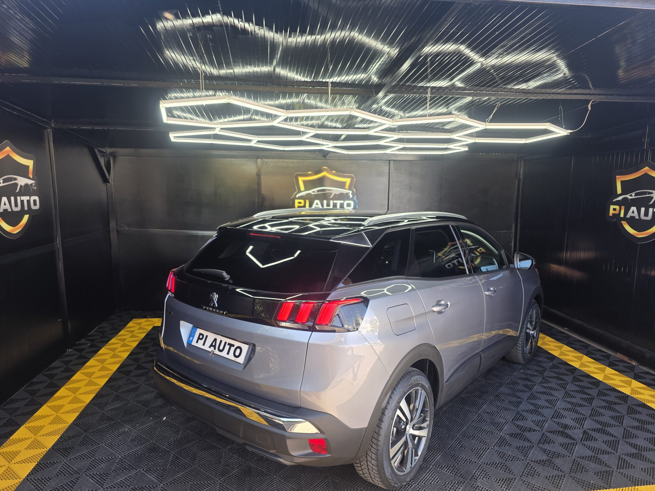 Peugeot 3008 1.5 BlueHDi Allure EAT8