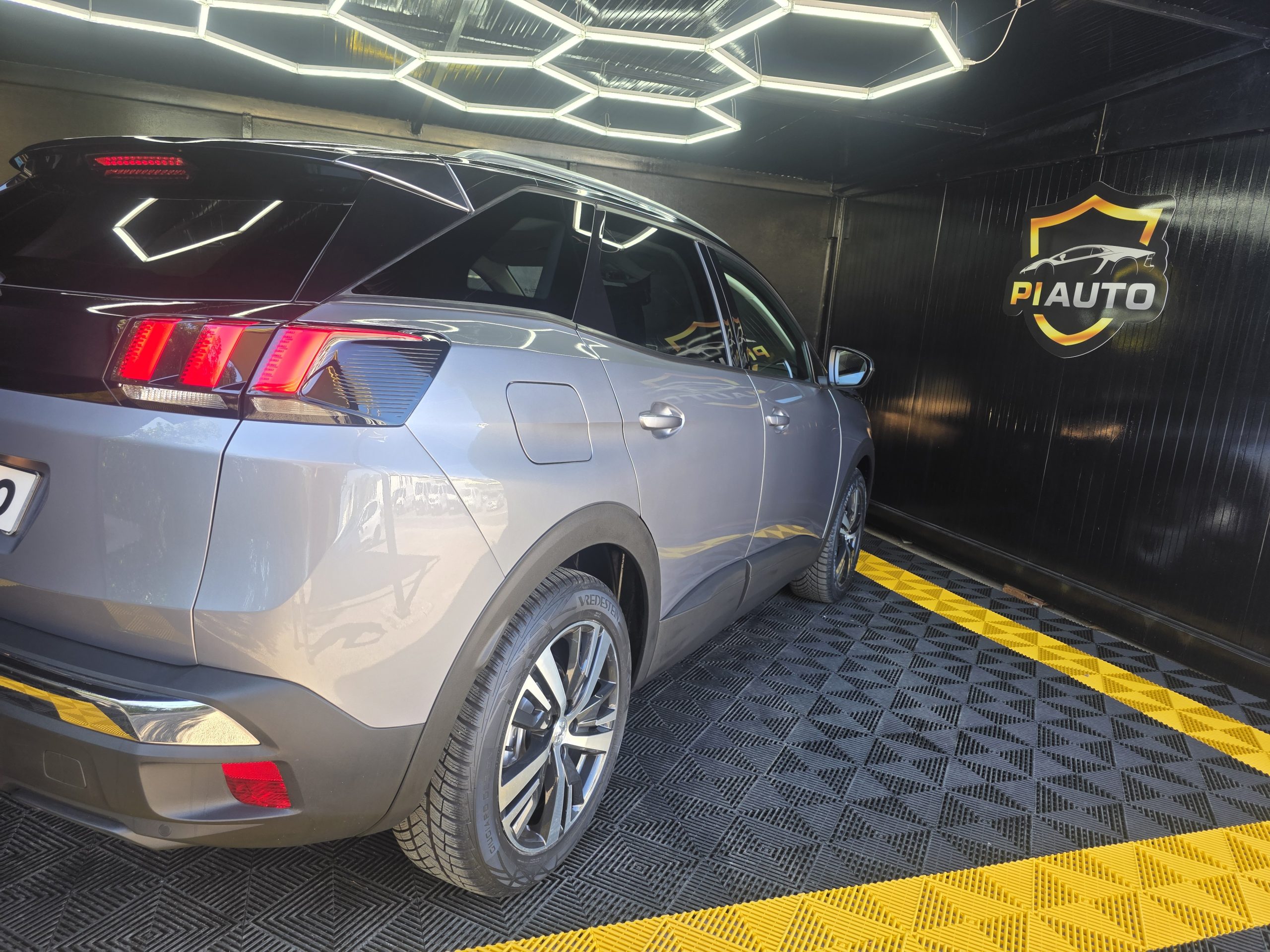 Peugeot 3008 1.5 BlueHDi Allure EAT8