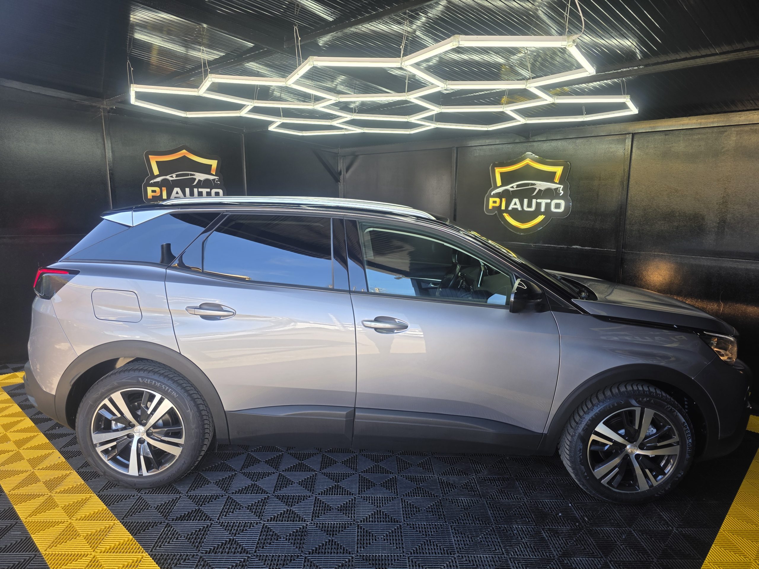 Peugeot 3008 1.5 BlueHDi Allure EAT8