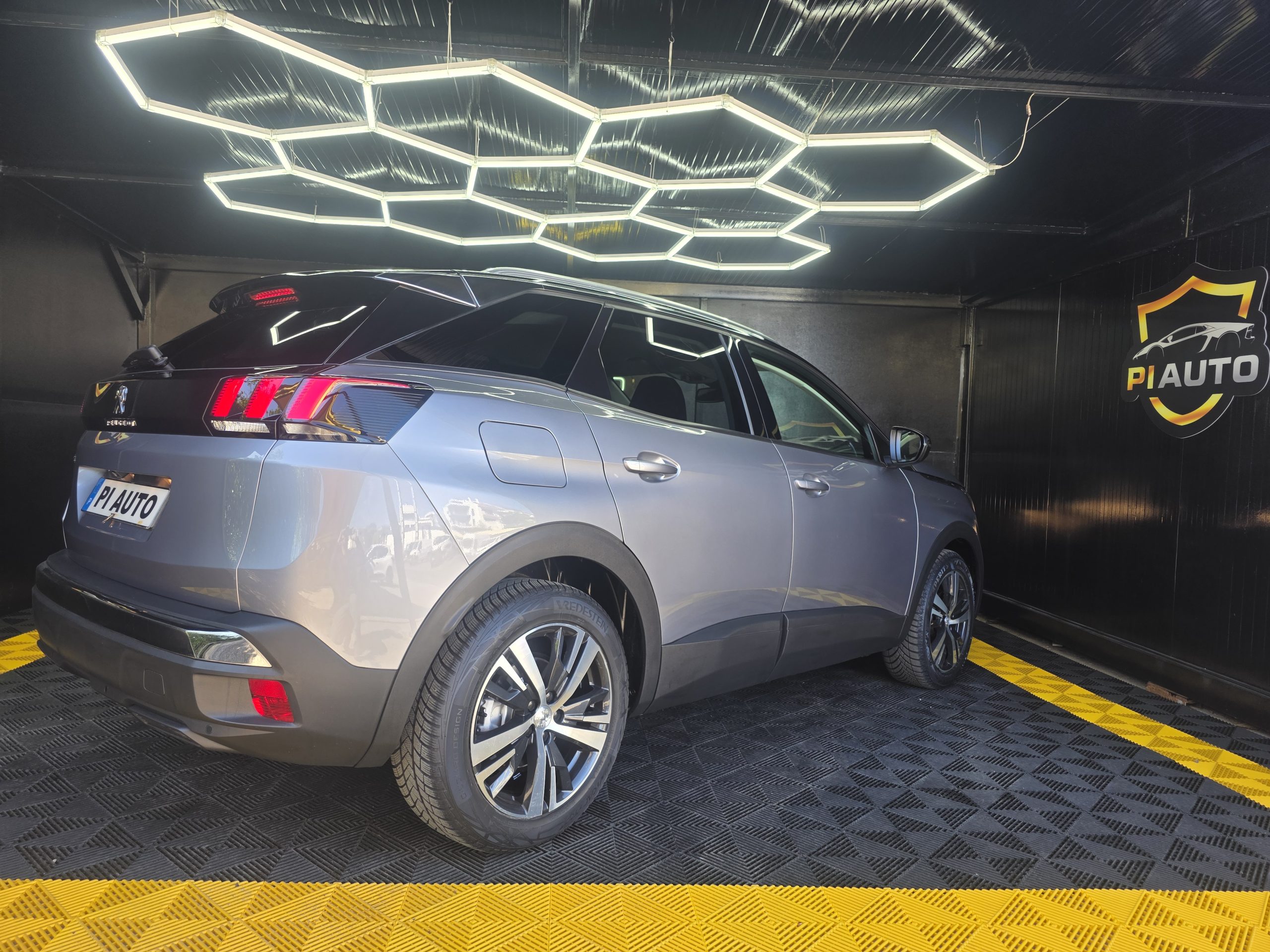 Peugeot 3008 1.5 BlueHDi Allure EAT8