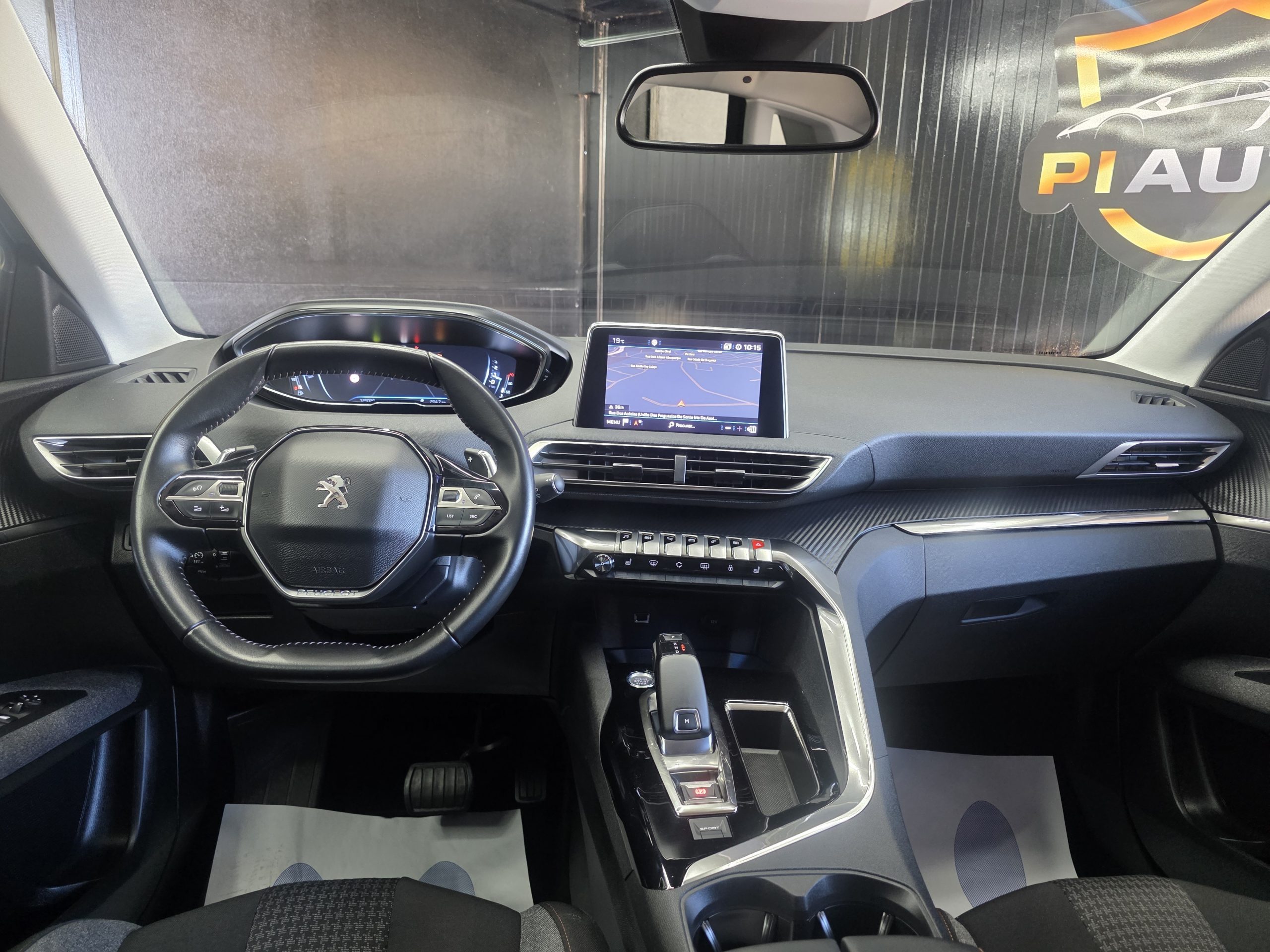 Peugeot 3008 1.5 BlueHDi Allure EAT8