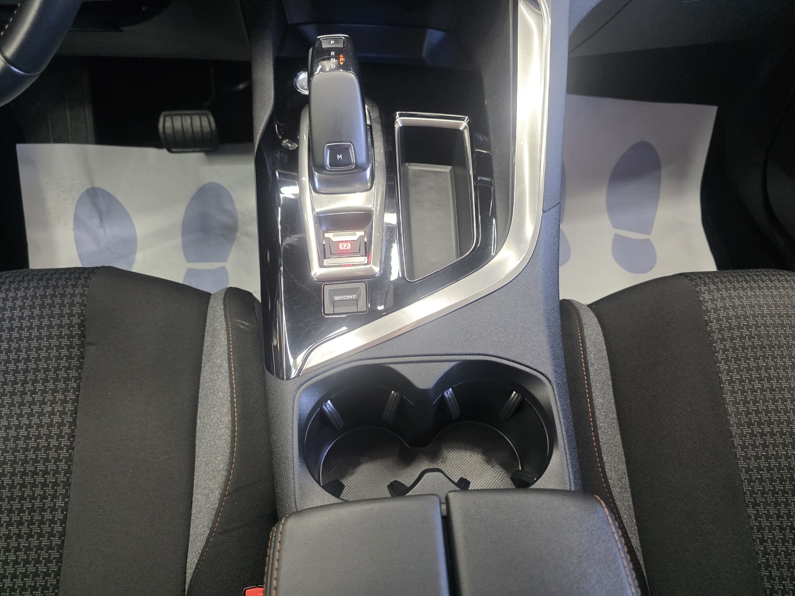 Peugeot 3008 1.5 BlueHDi Allure EAT8