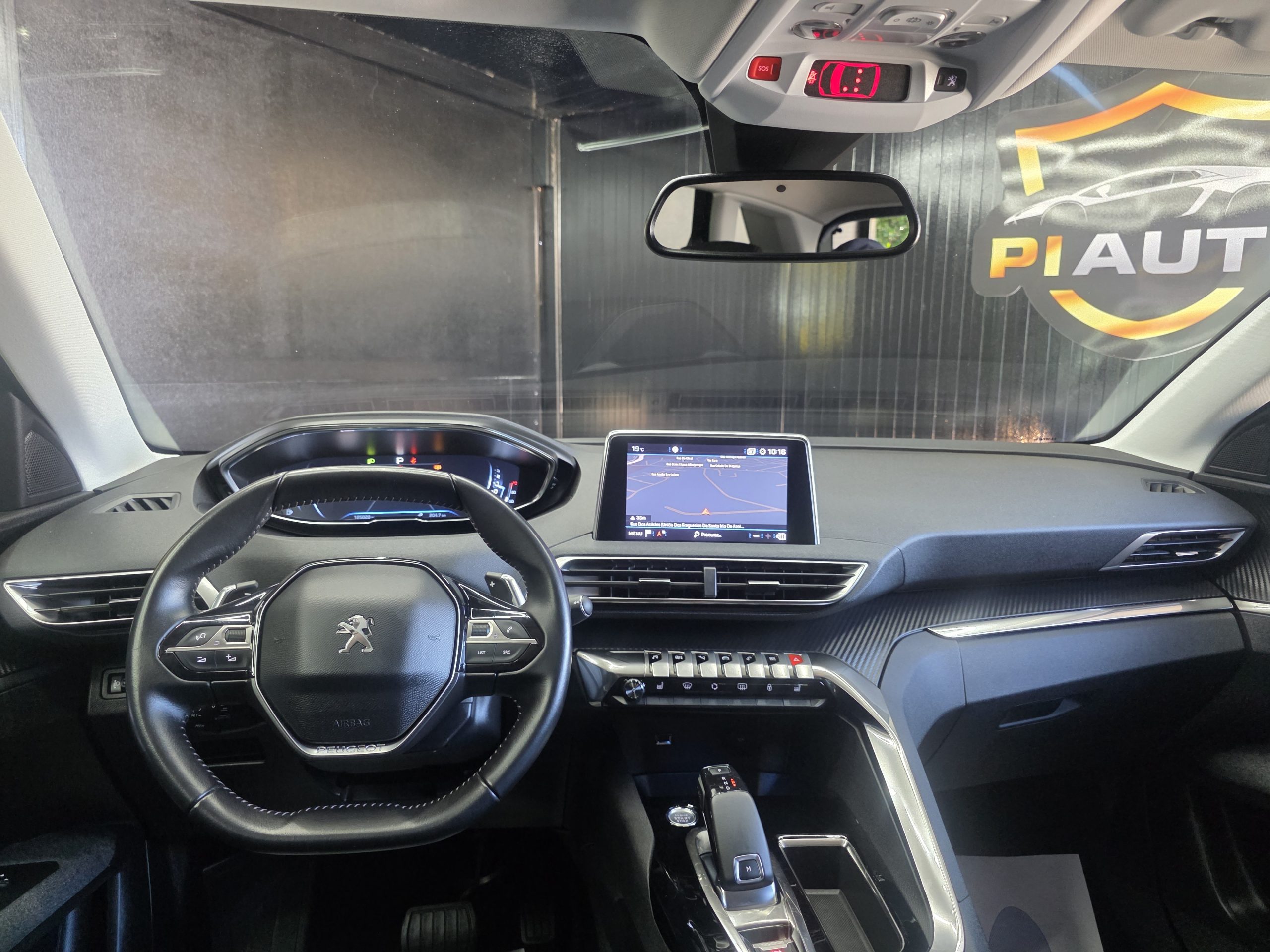 Peugeot 3008 1.5 BlueHDi Allure EAT8