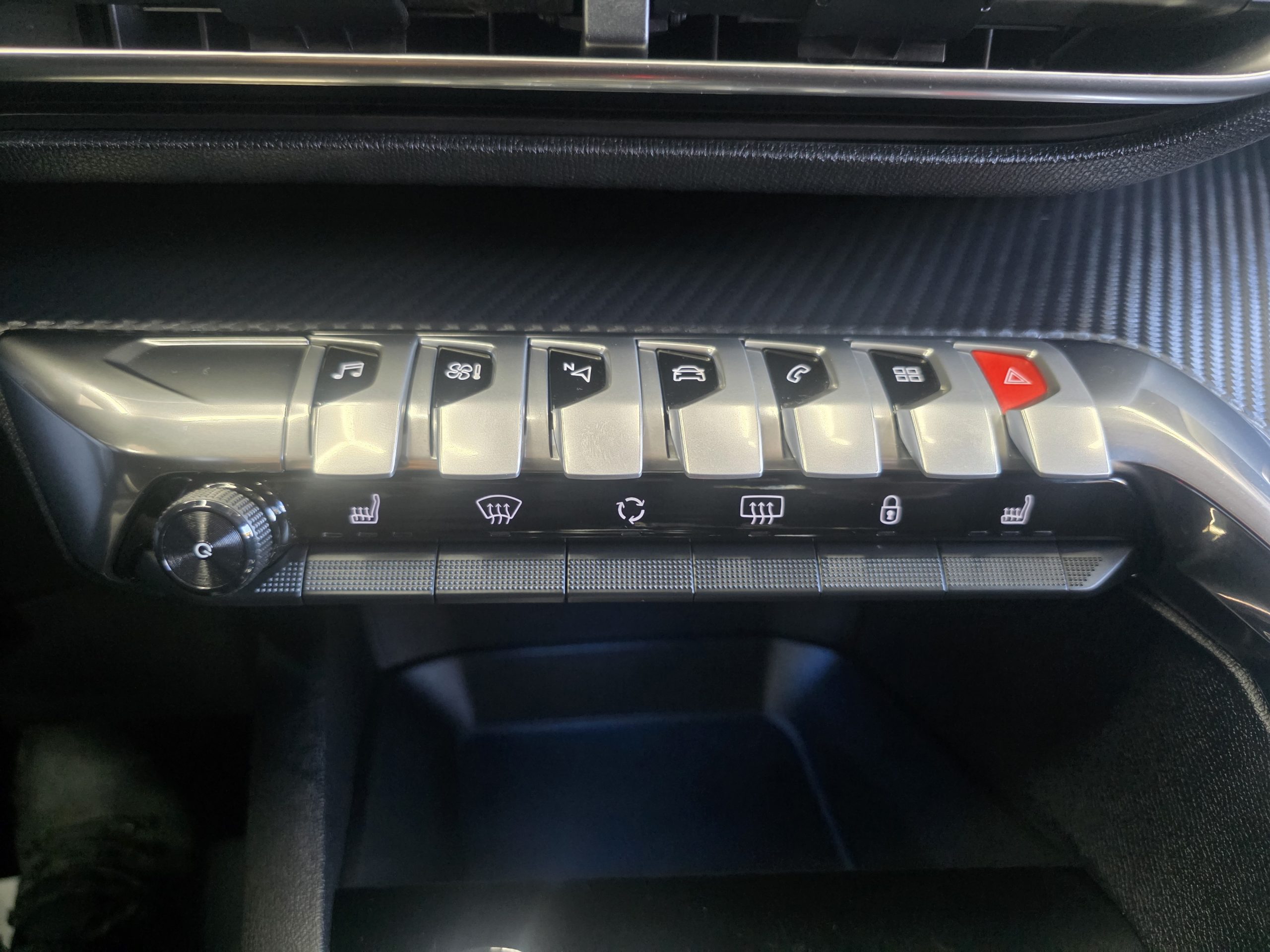 Peugeot 3008 1.5 BlueHDi Allure EAT8